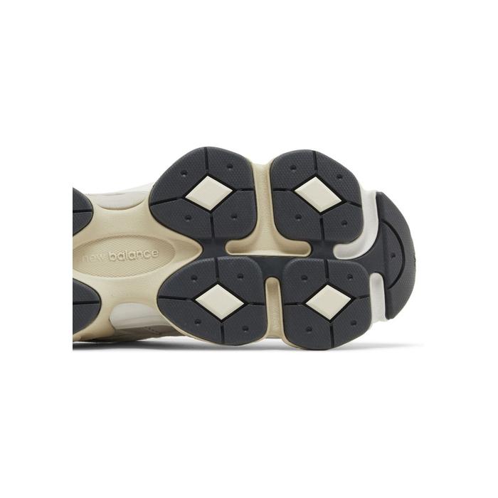 New Balance 9060 'Moonrock Linen'