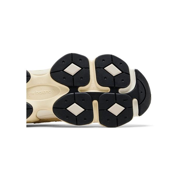 New Balance 9060 'Calcium Sea Salt'