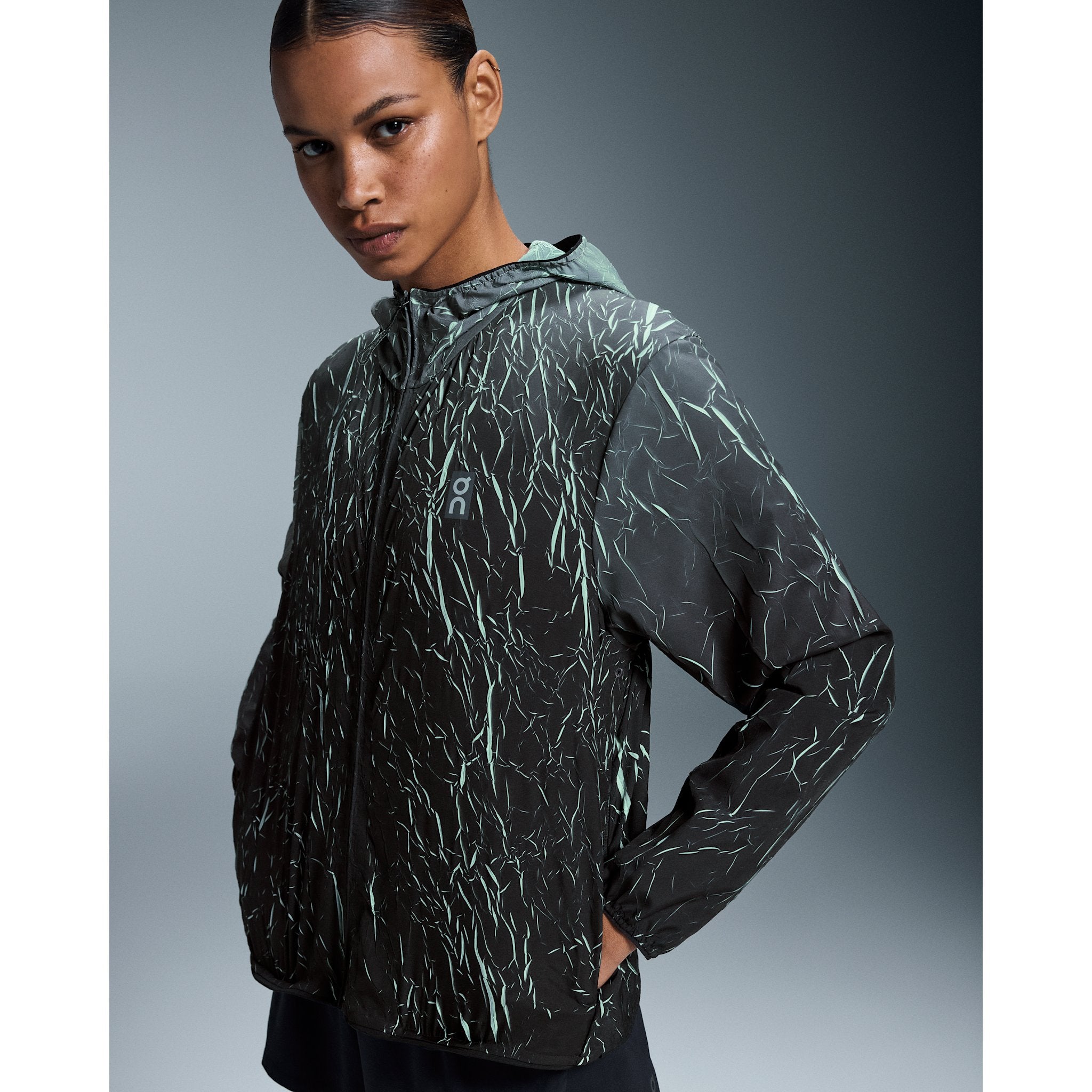 On Pace Run Jacket Black | Lima