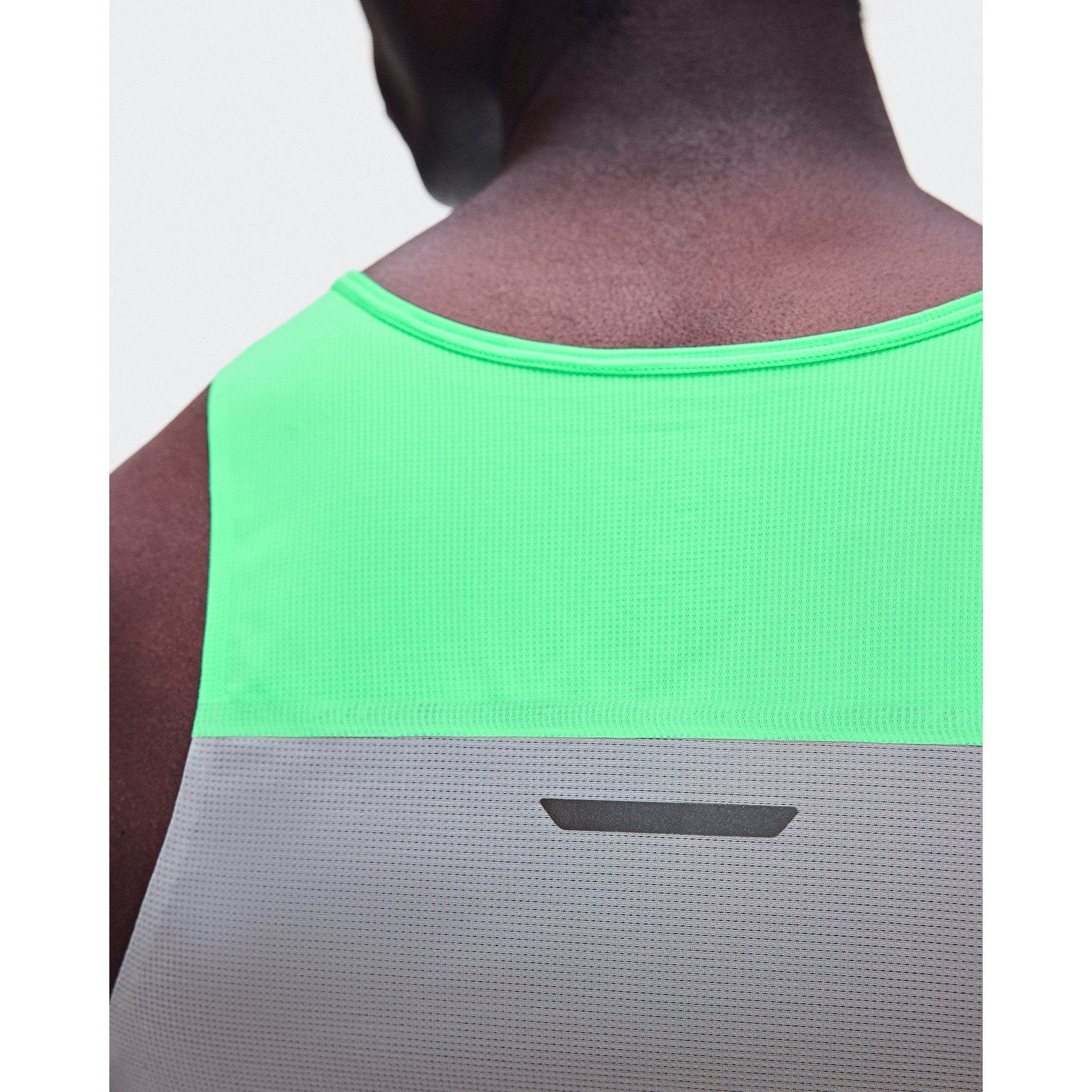 On Performance Tank Verdite | Apollo