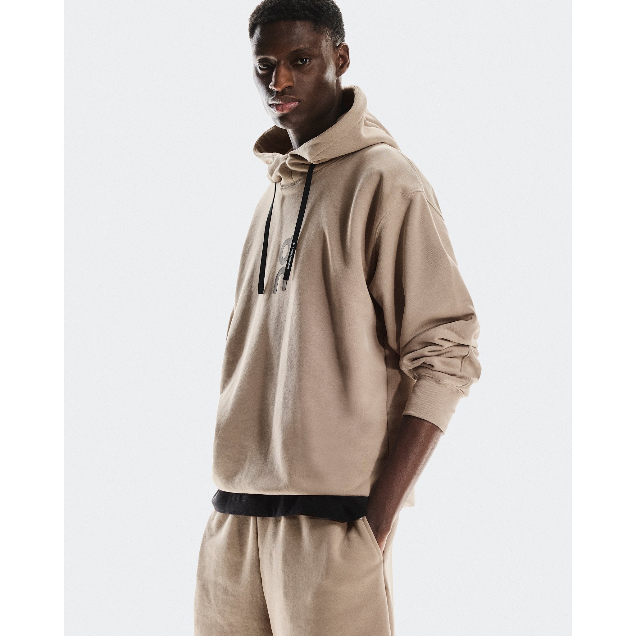 On Club Hoodie Desert