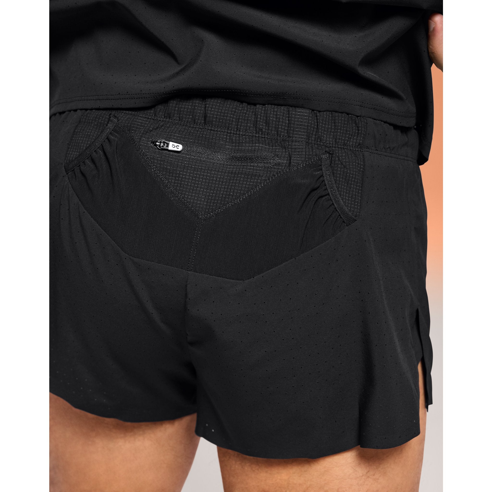 On Race Shorts Black