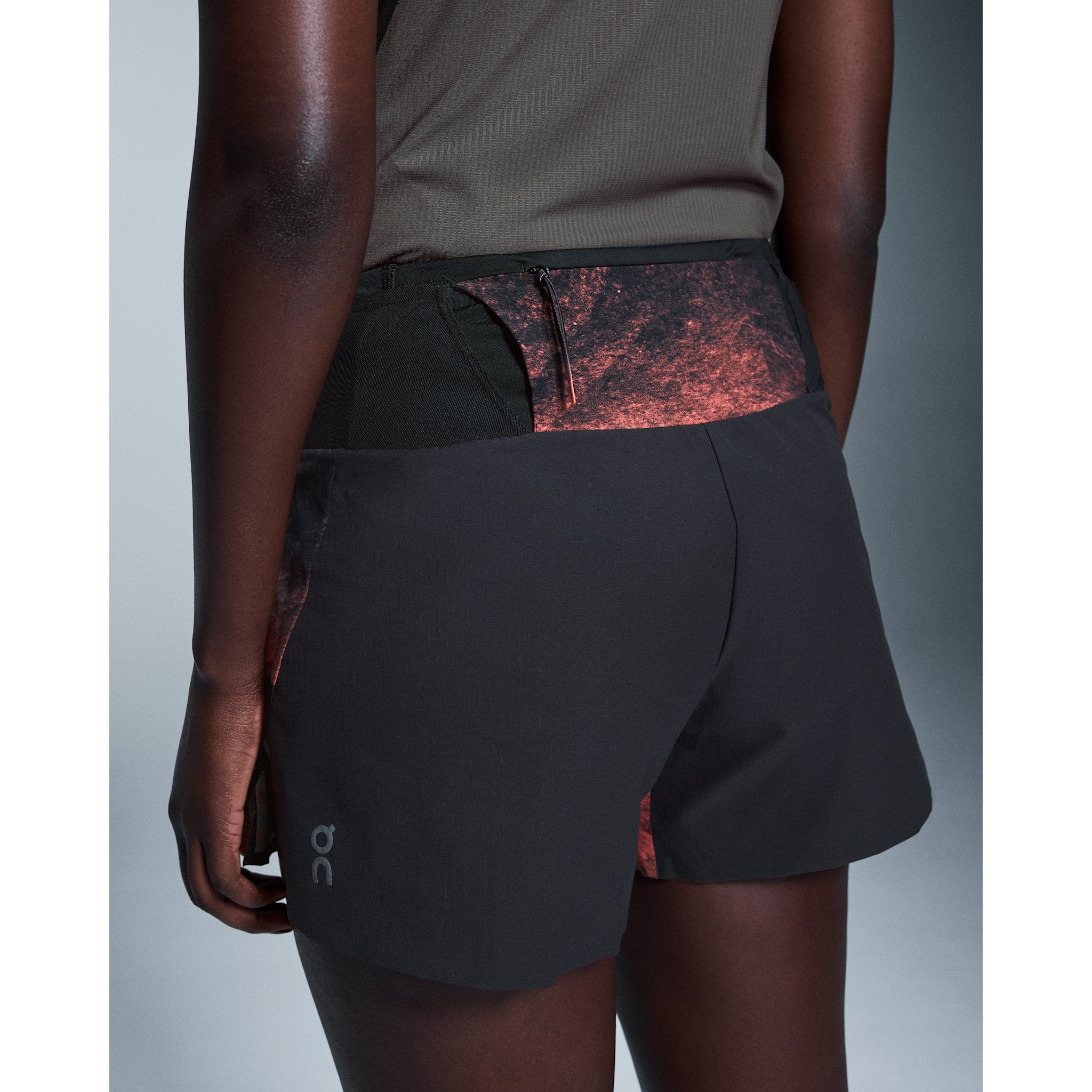 On Ultra Shorts Black