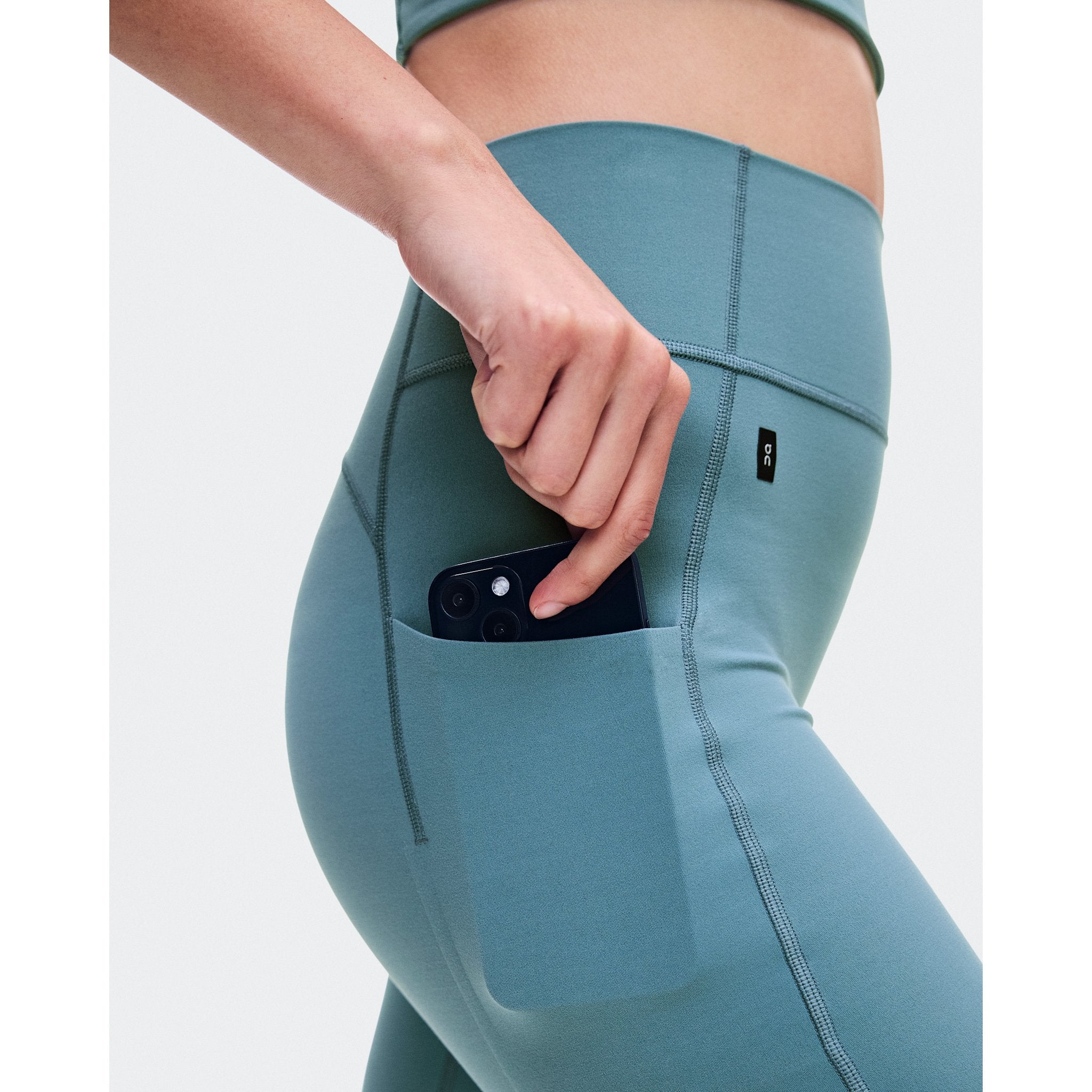 On Studio Flared Pants 30" Agave