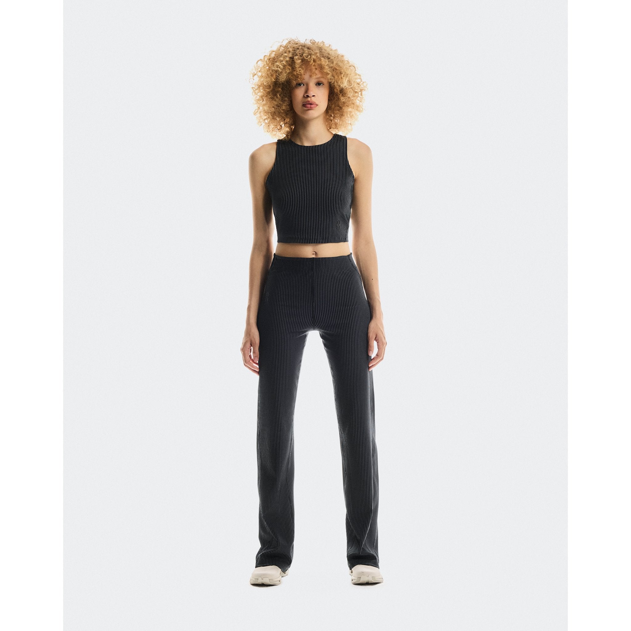 On All-Day Ribbed Crop Black | Rock