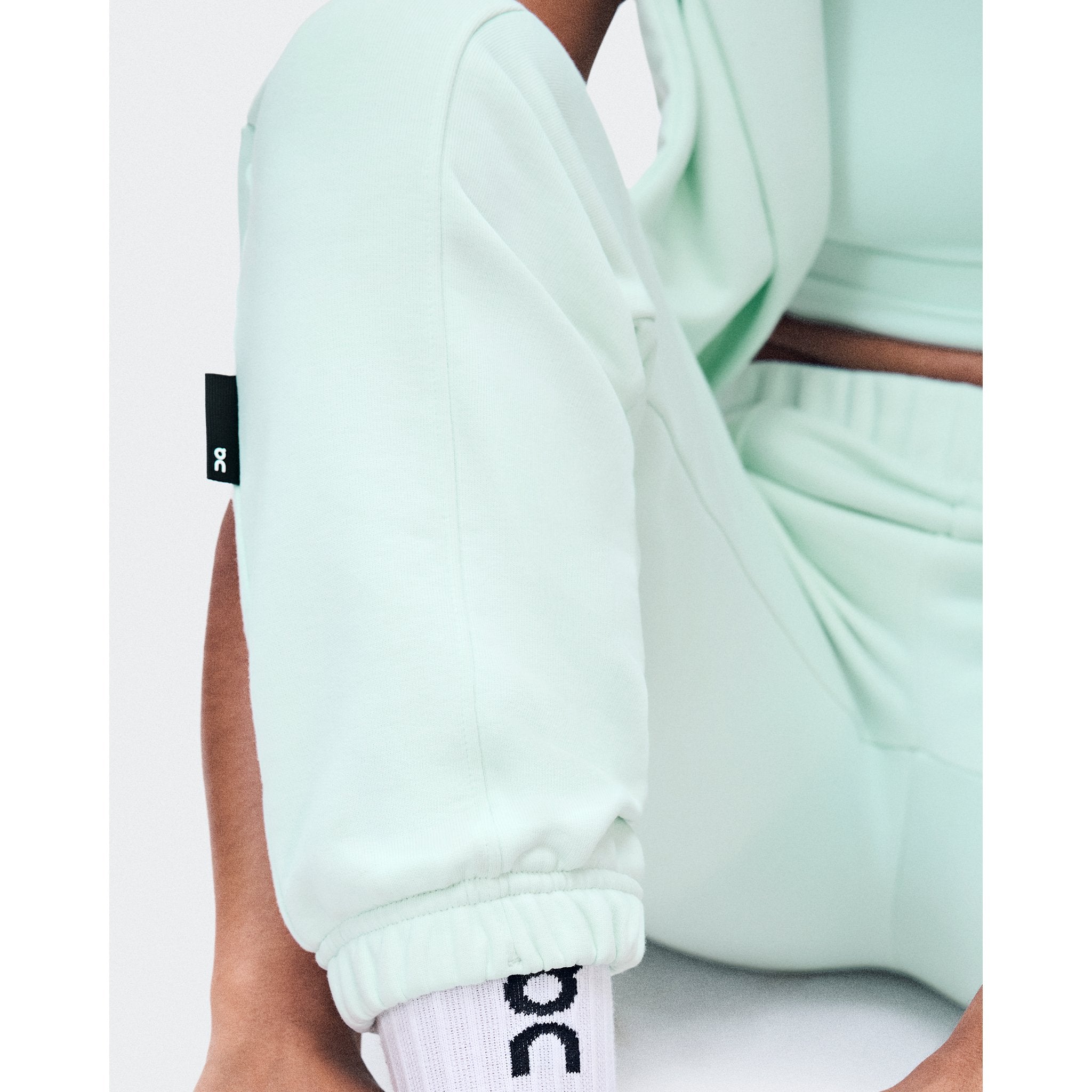 On Club Pants Flurry