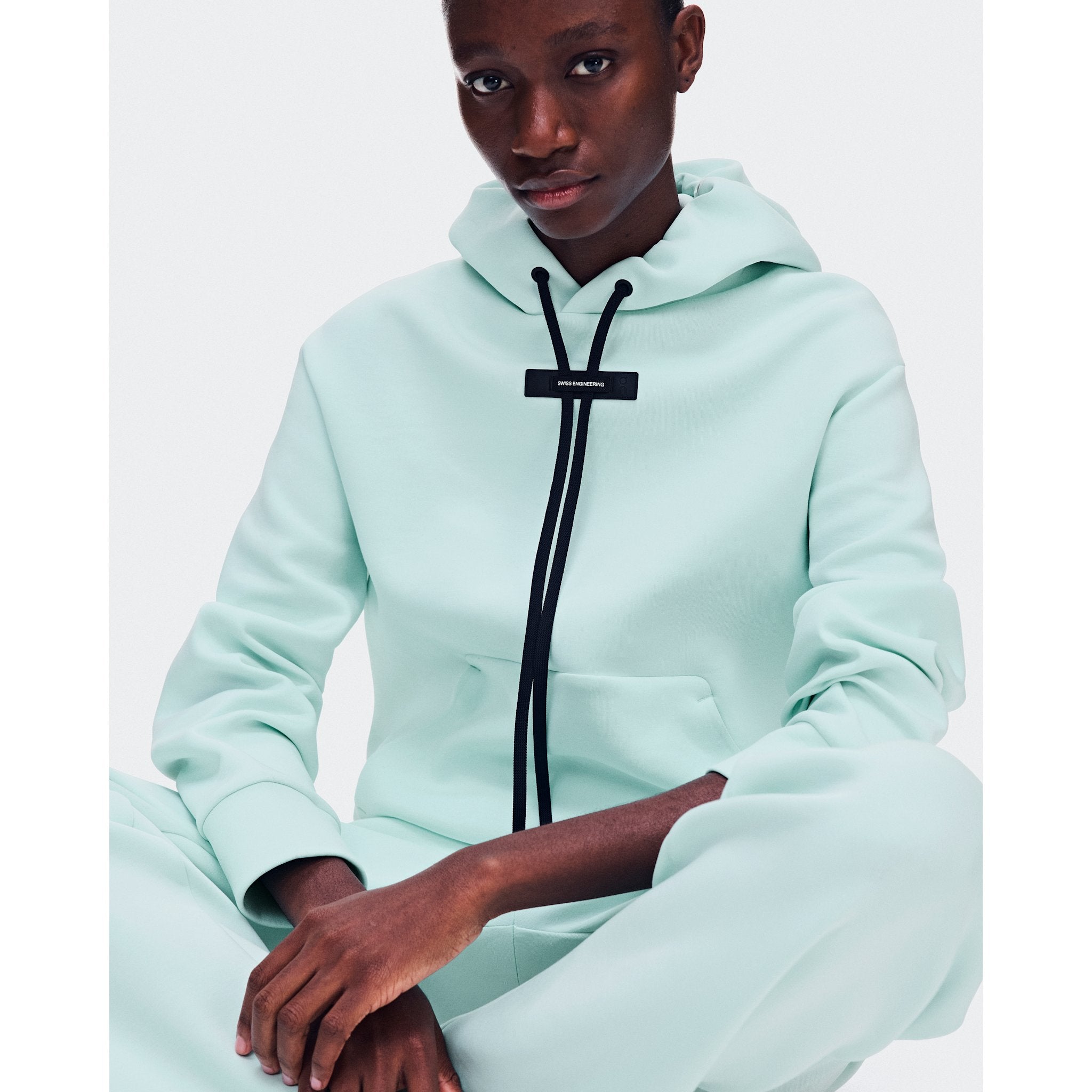 On Focus Tech Hoodie Flurry