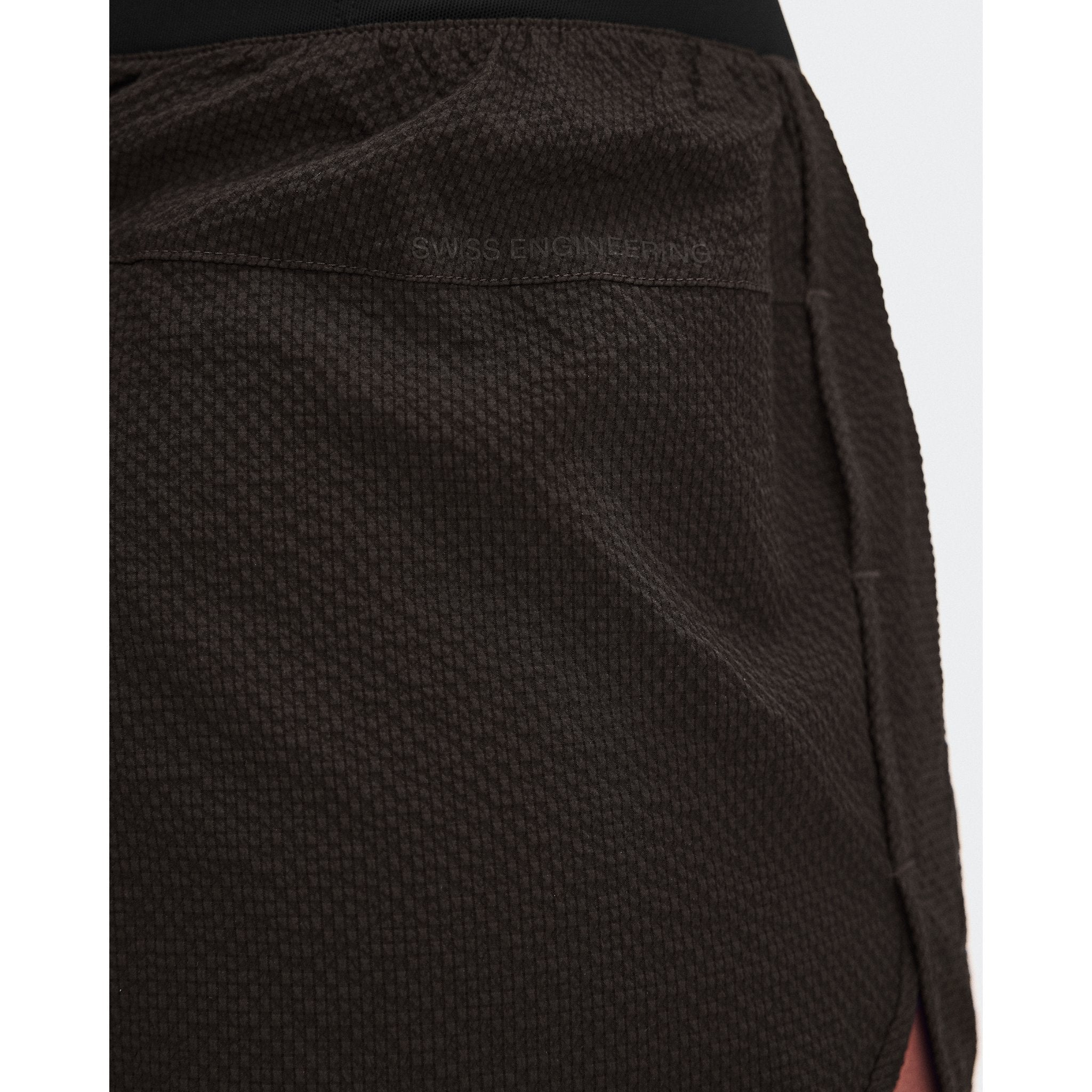 On Performance Volt Shorts Espresso