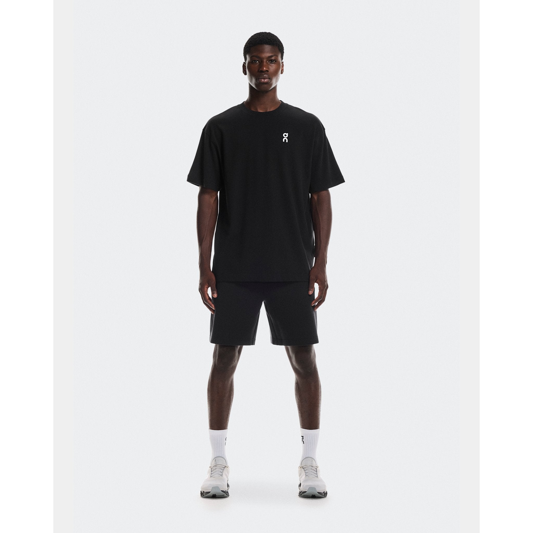 On Focus Tech Shorts Black