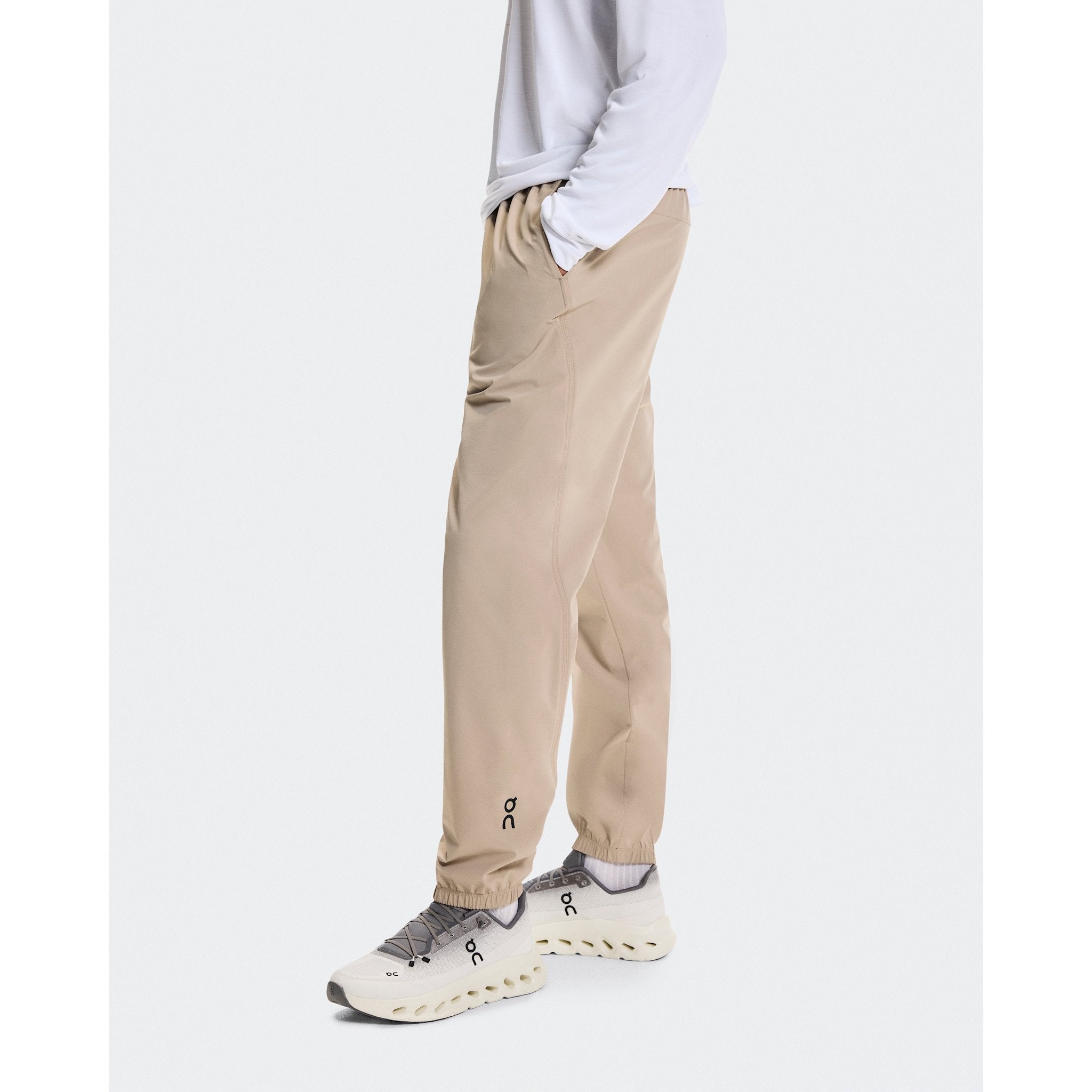 On Focus Pants Desert