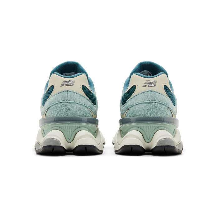 New Balance 9060 'New Spruce Salt Marsh'