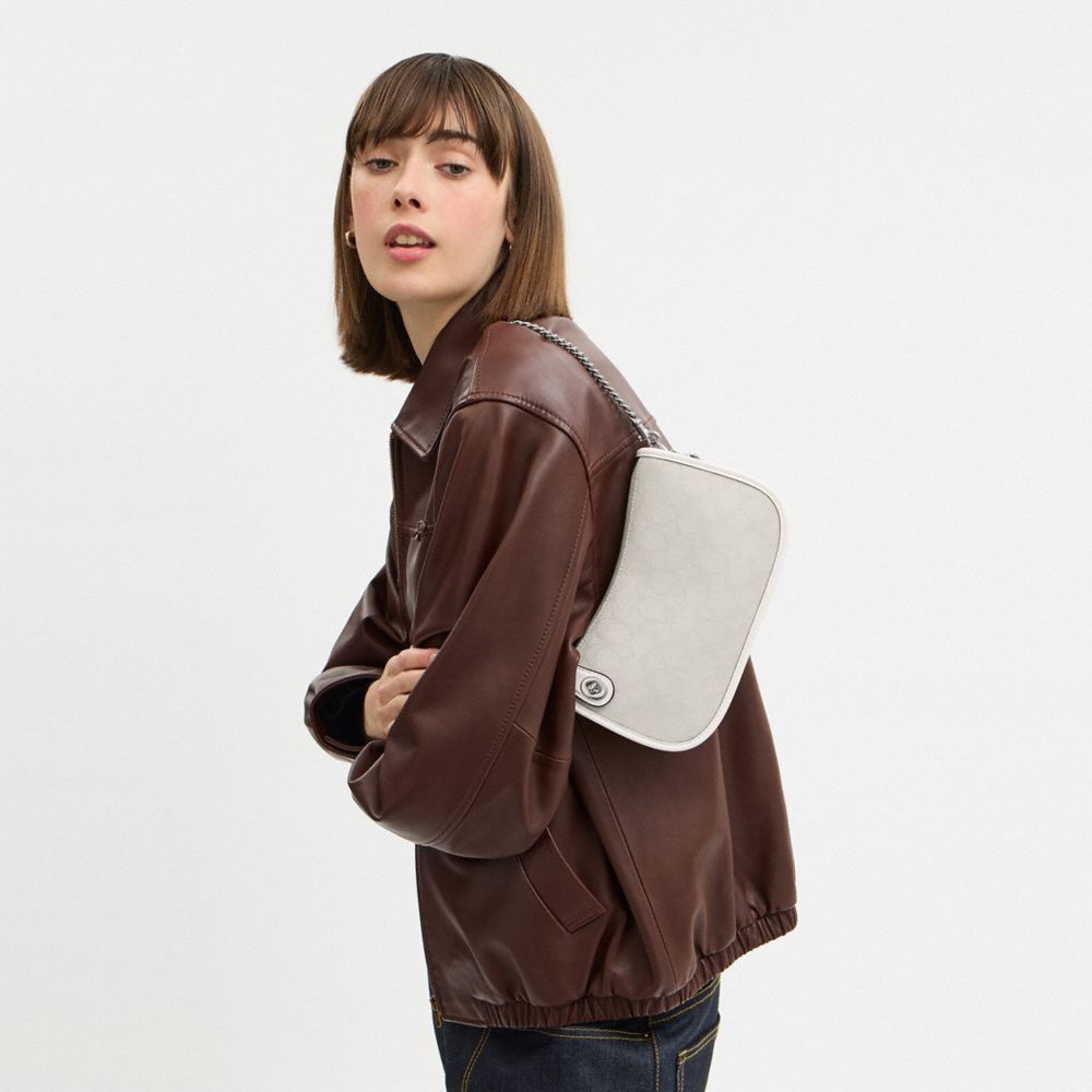 Coach Swinger Bag In Signature Jacquard Silver Cloud Chalk