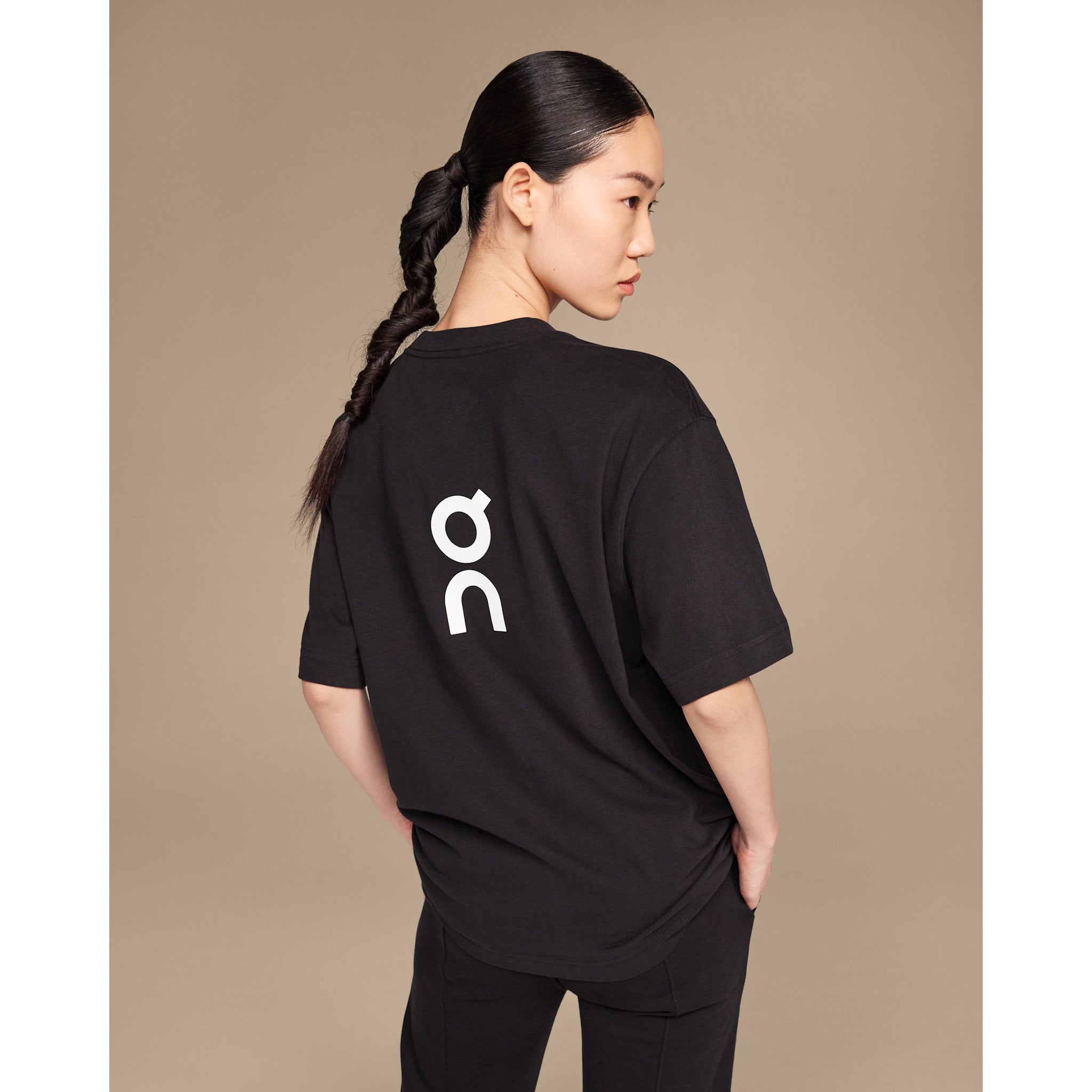 On Club-T Black