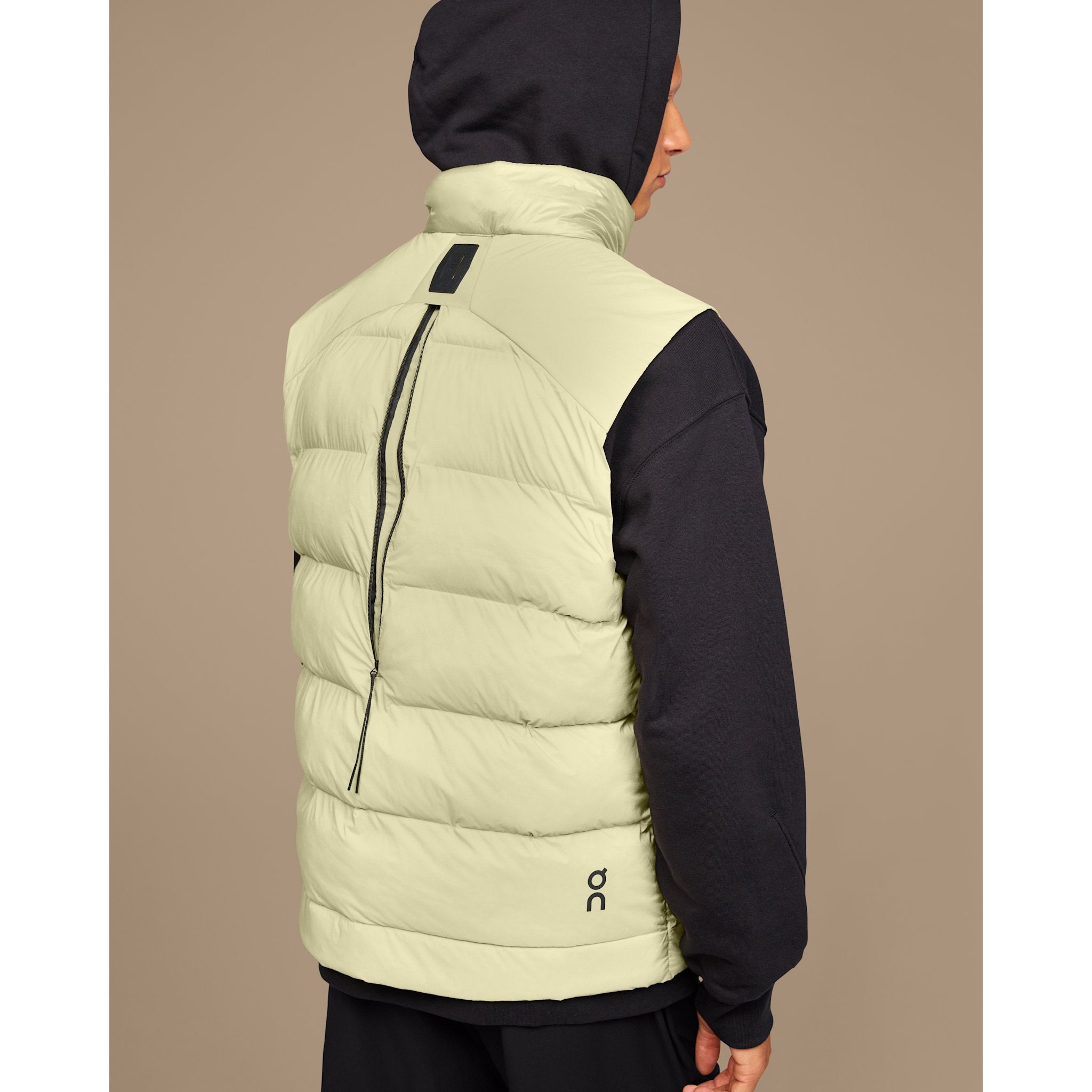On Challenger Vest Endive