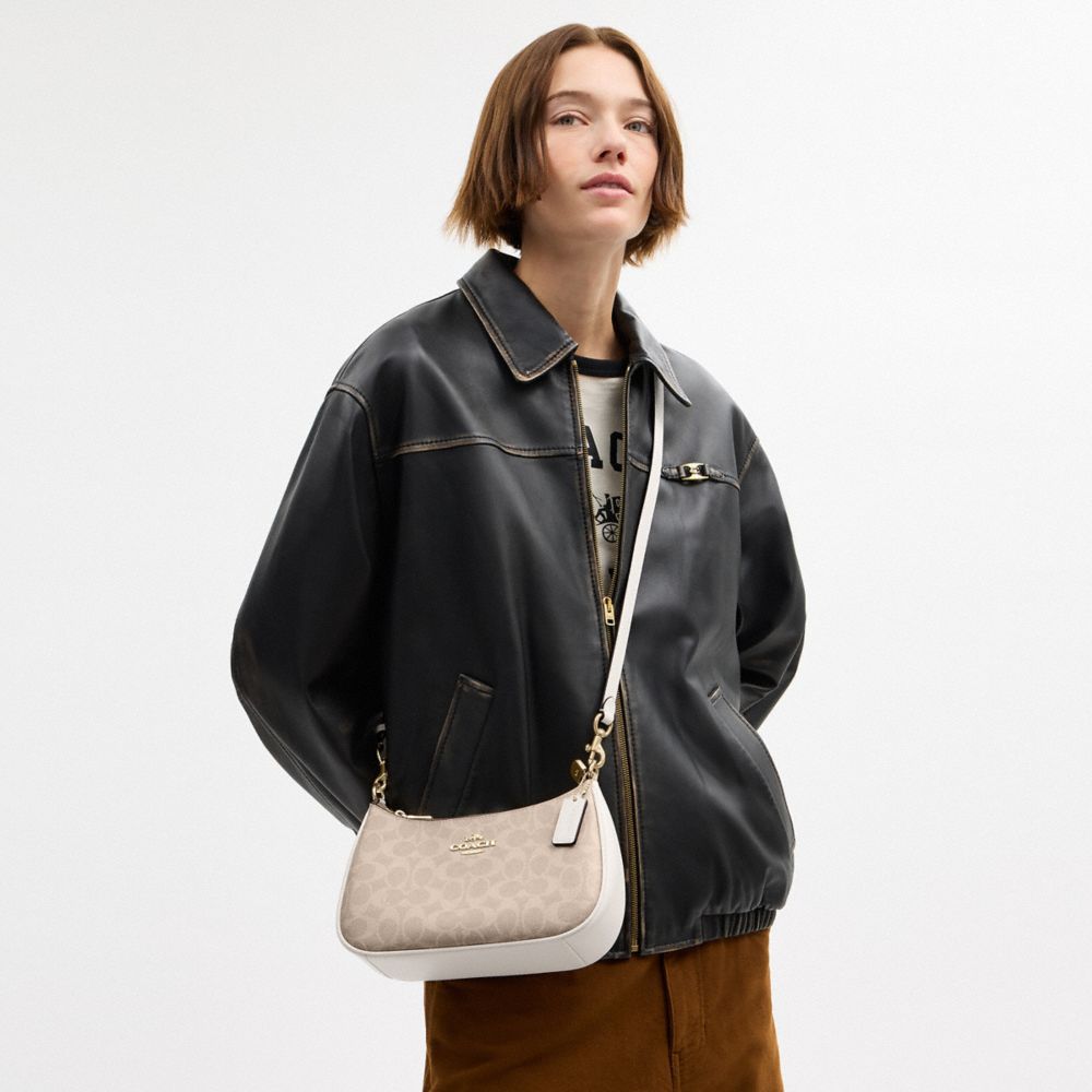 Coach Teri Shoulder Bag In Signature Canvas Gold Sand Chalk