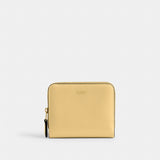 Coach New York Billfold Wallet Brass Vanilla
