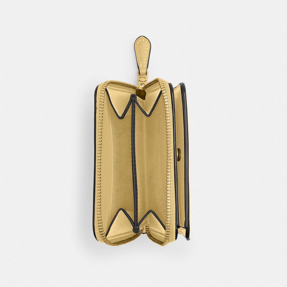 Coach New York Billfold Wallet Brass Vanilla