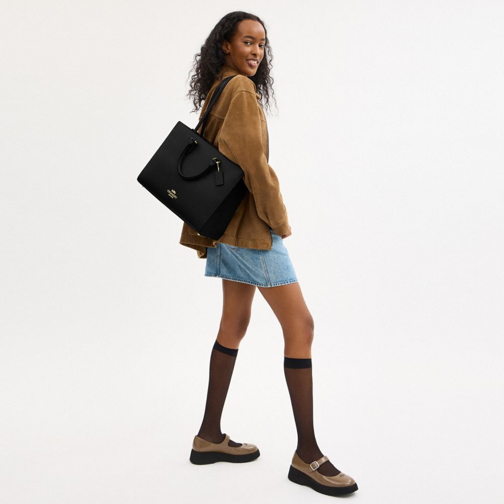 Coach Maggie Tote Bag Gold Black