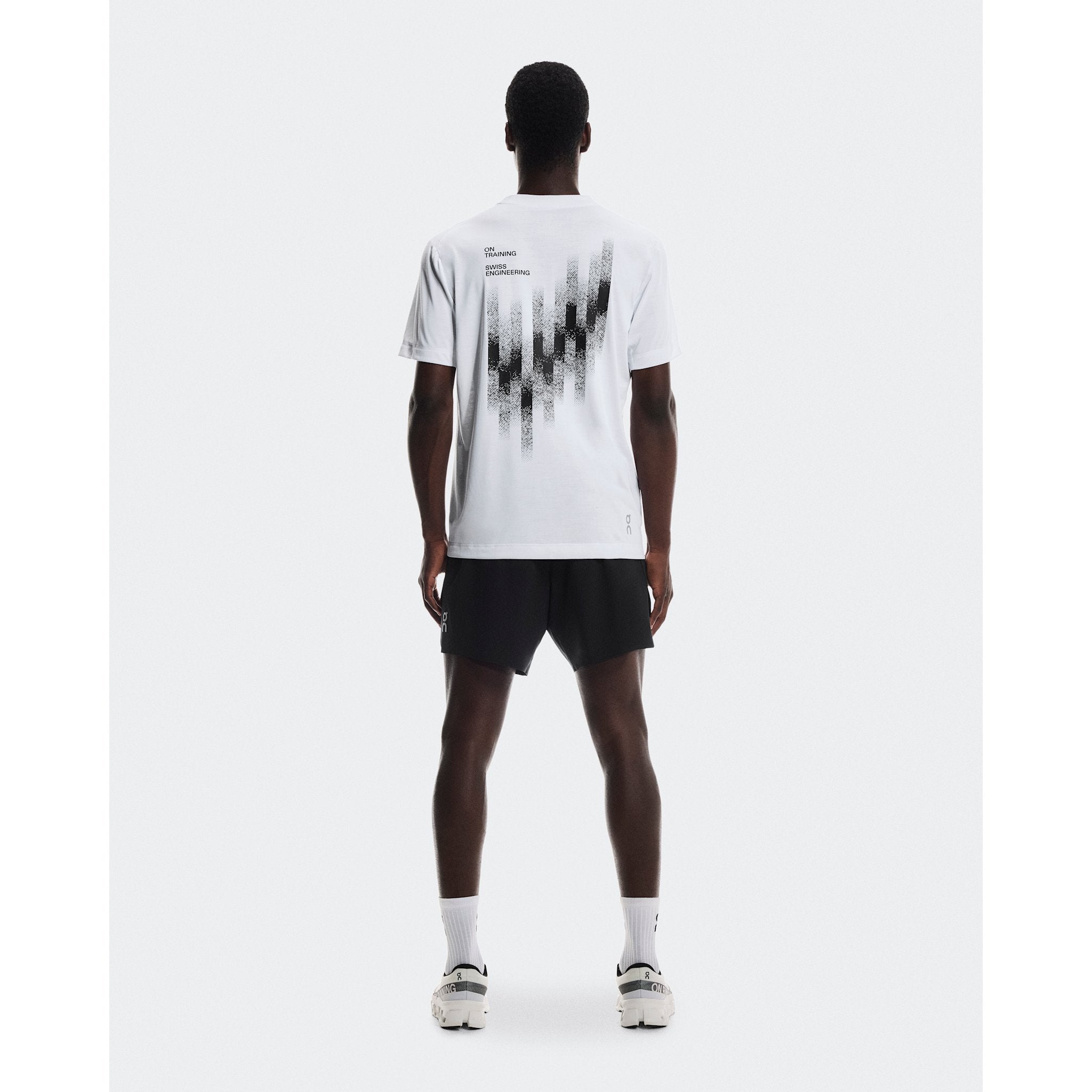 On Train Shorts Black