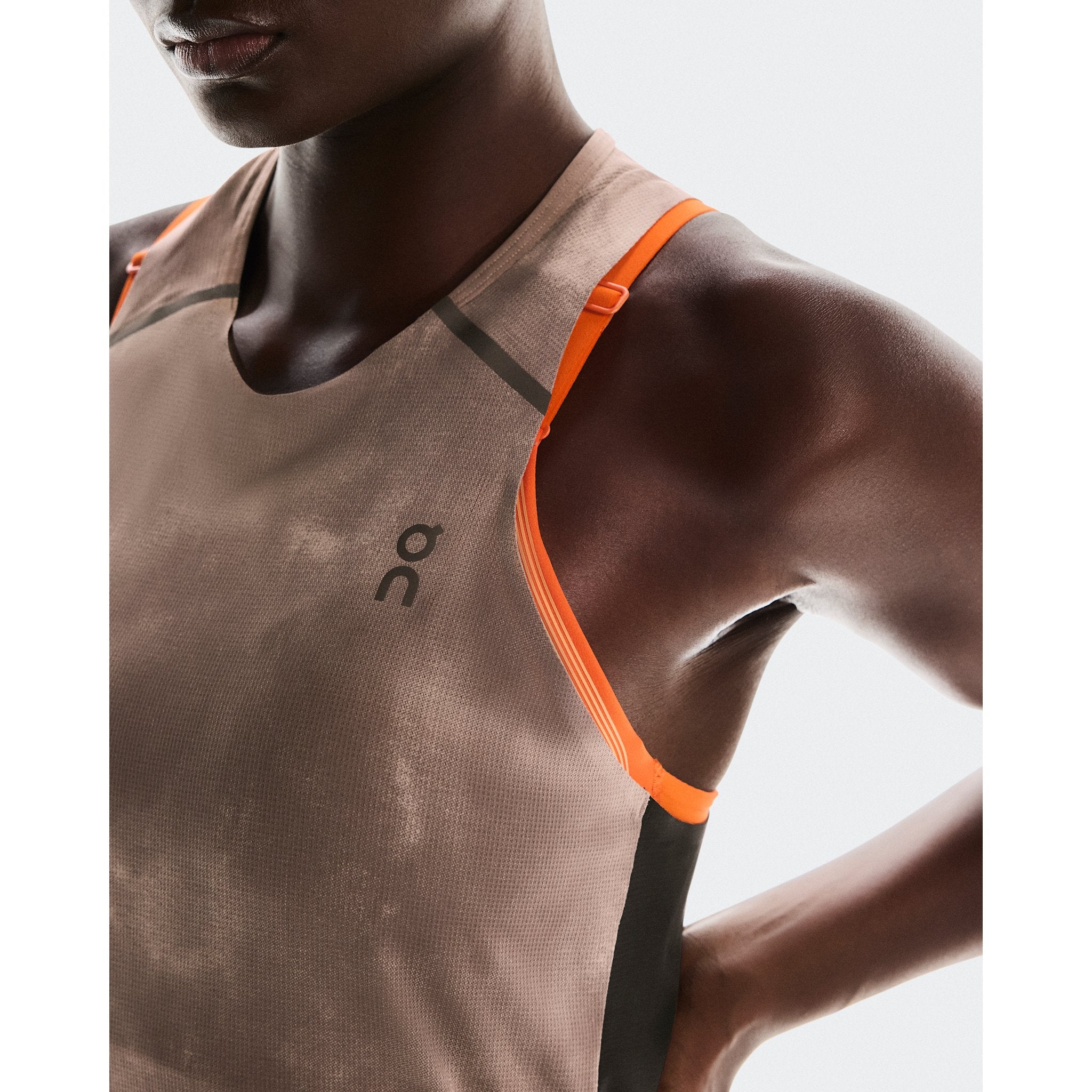 On Performance Tank AOP Cinder | Black