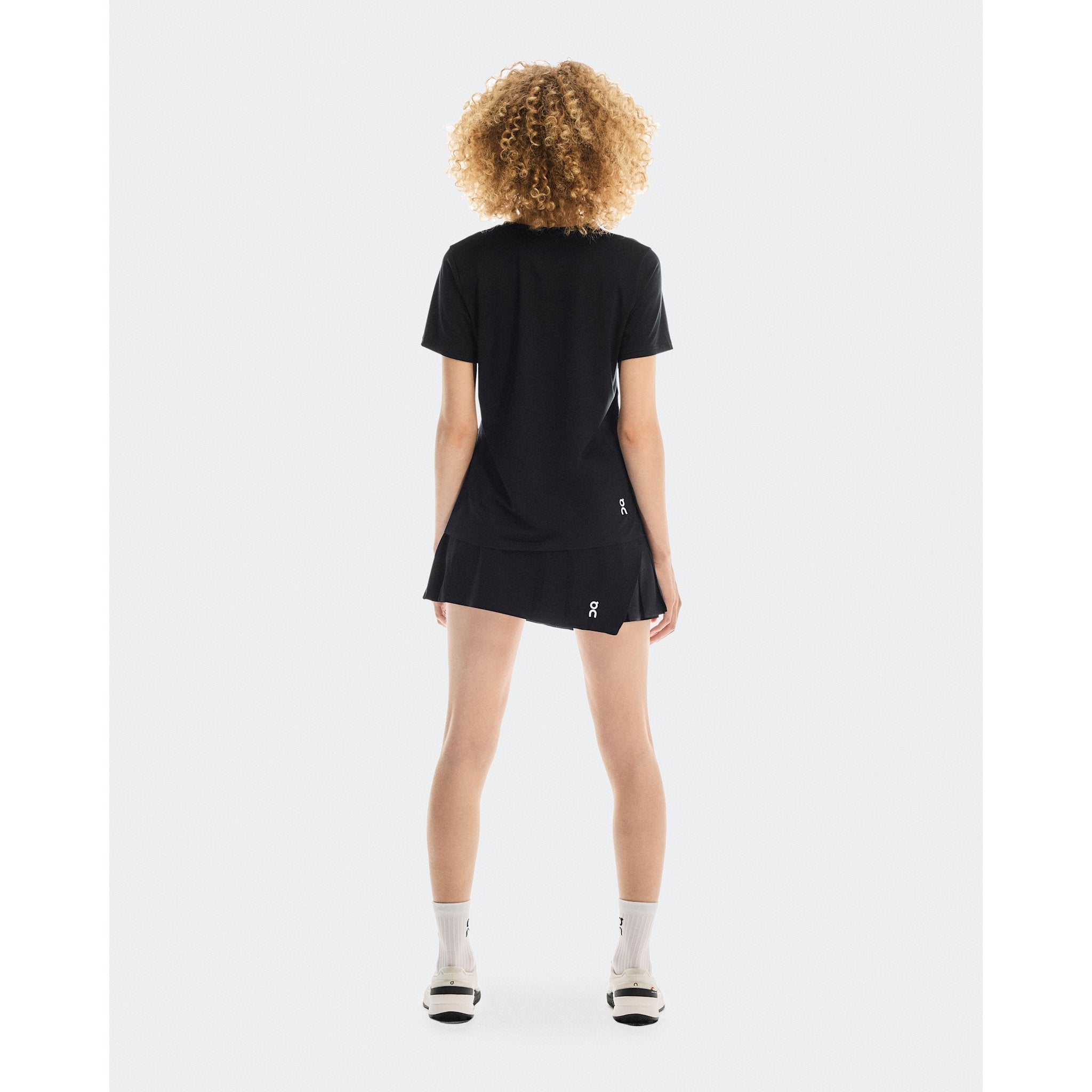 On Court Skirt Side Pleat Black
