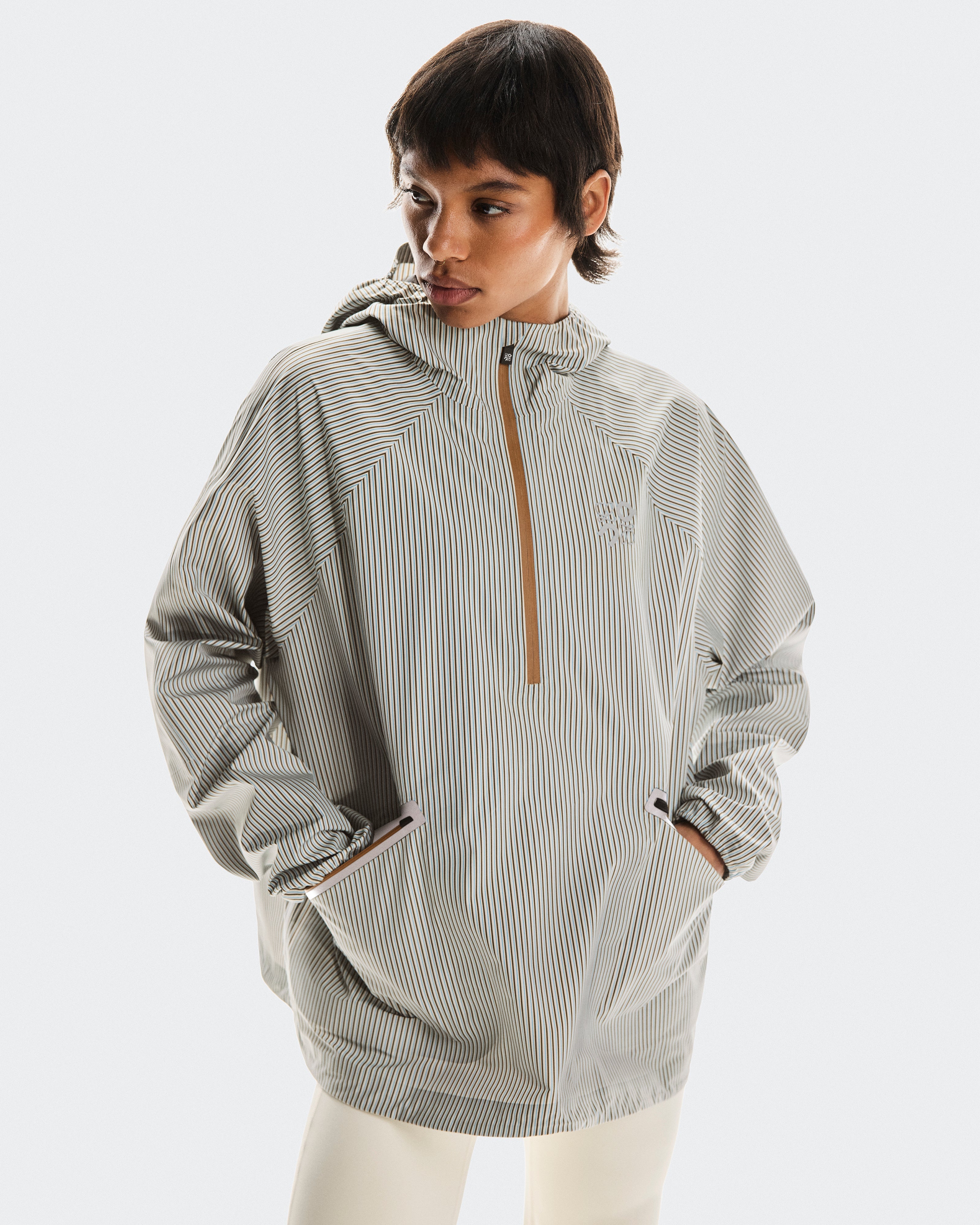 On Storm Anorak Loewe Beige | Blue