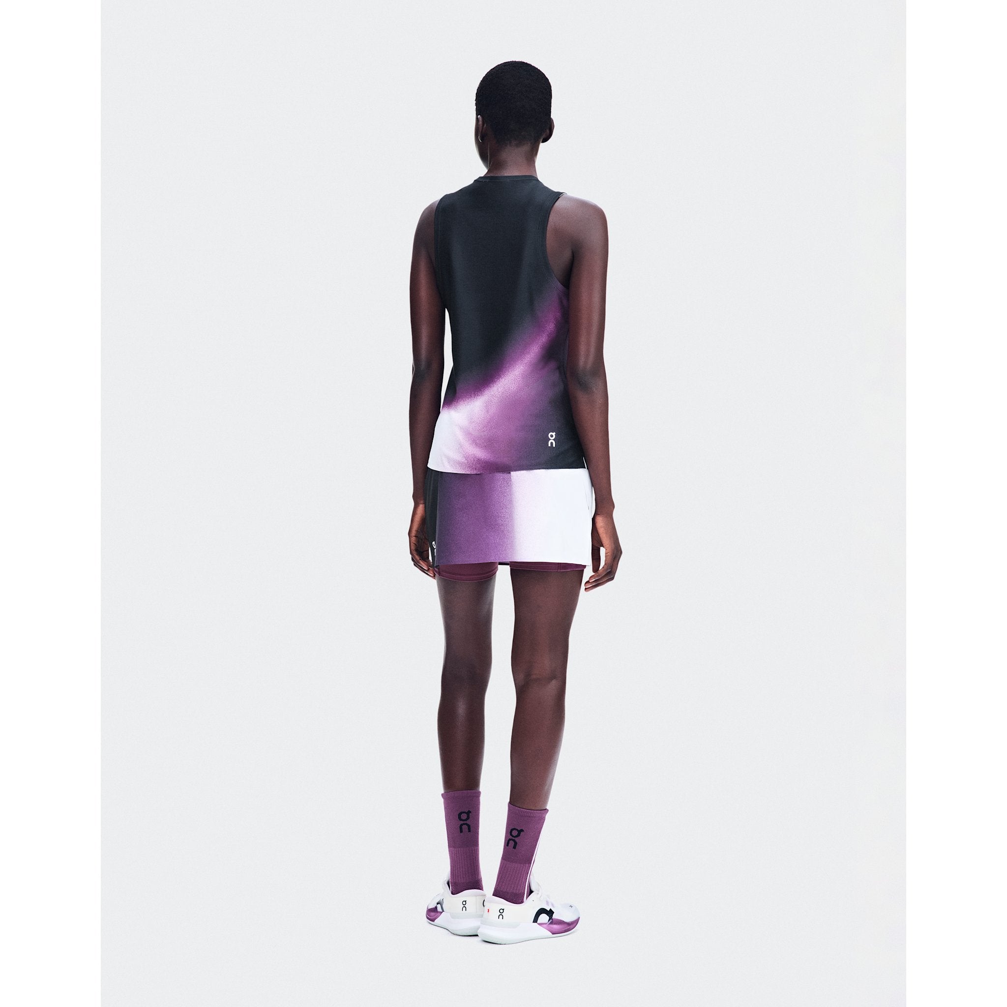 On Court Tank Swing Black | Cassis