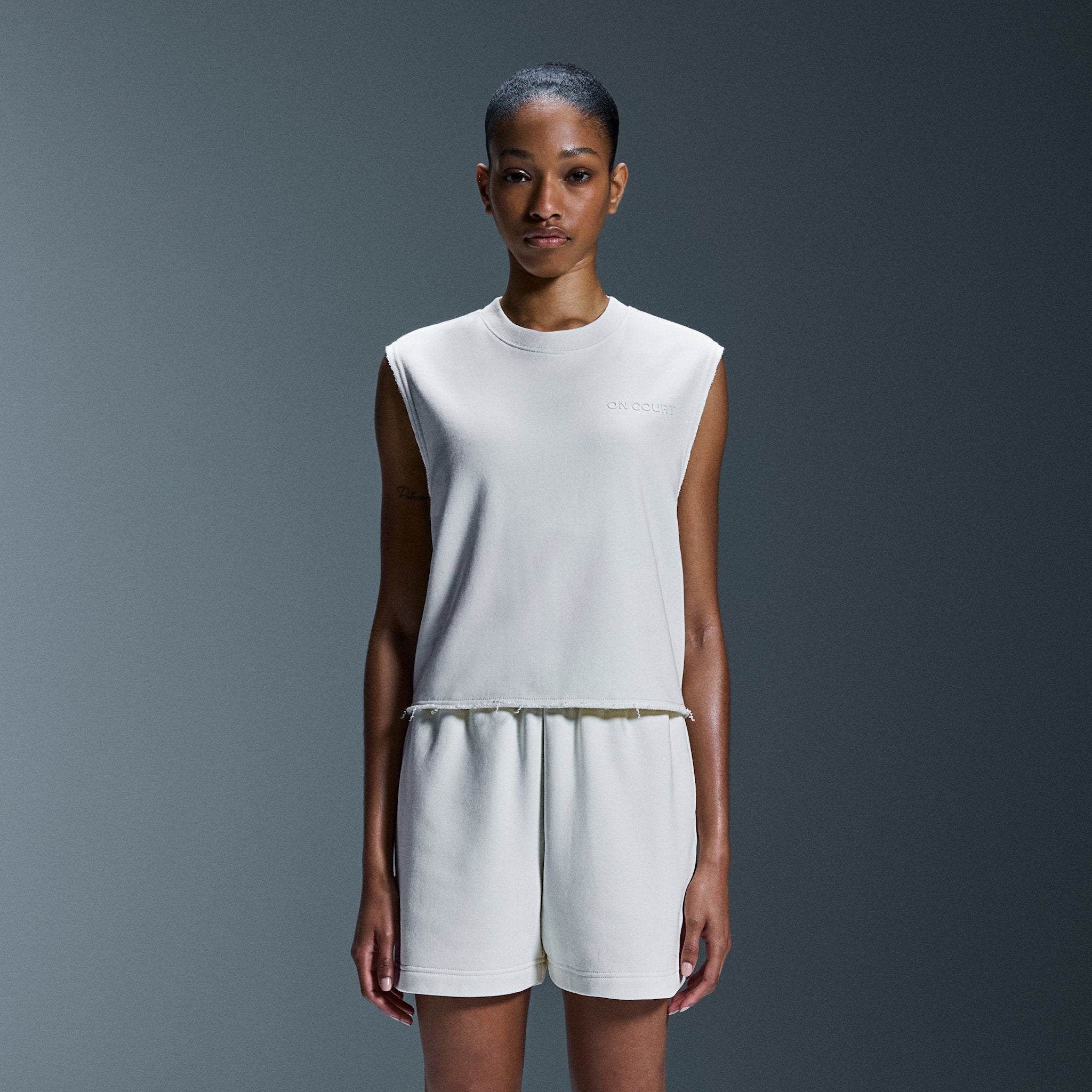 On Open Club Crew Crop White