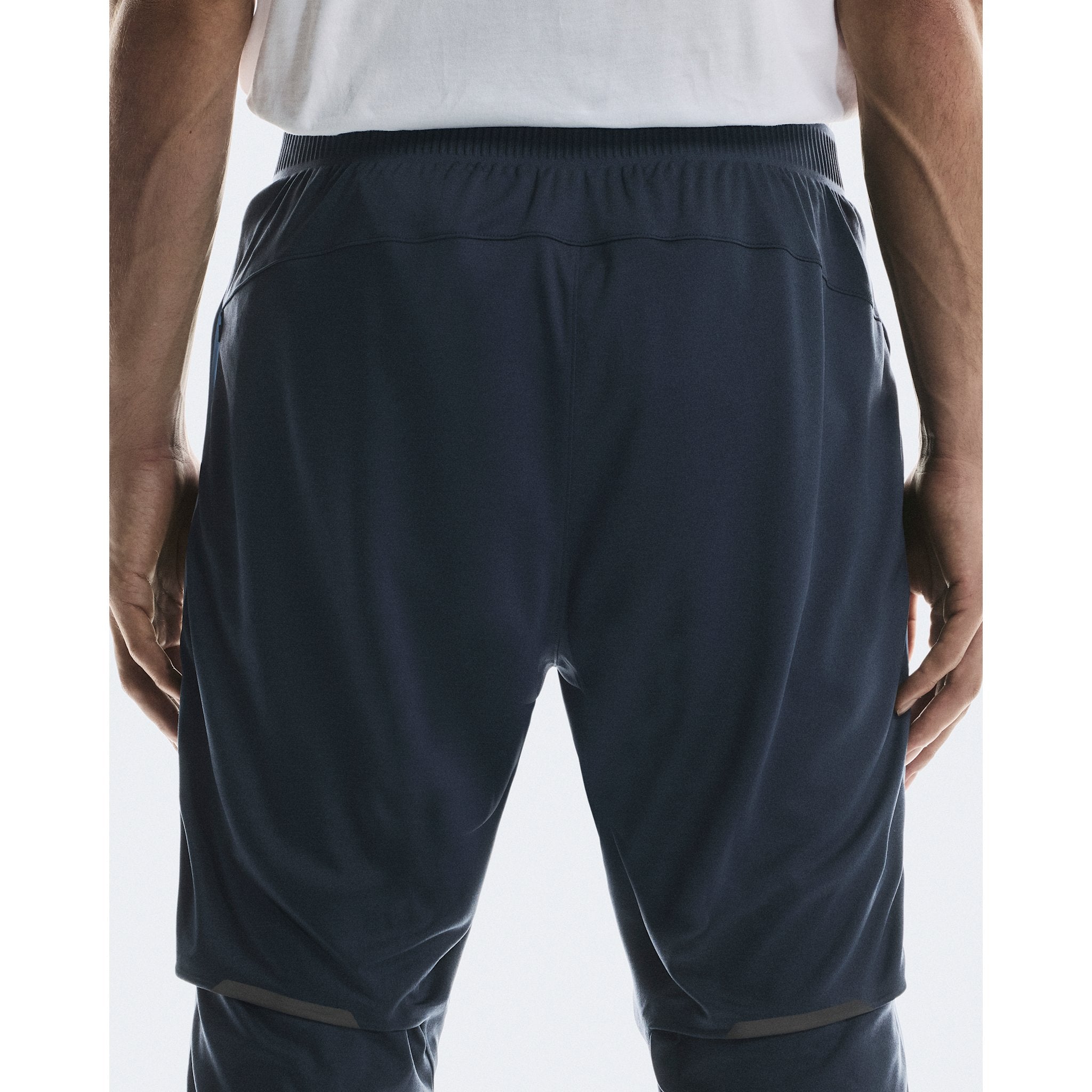 On Weather Pants Chambray | Navy