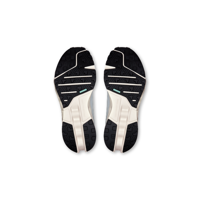 ON Running Women's Cloudsurfer Trail Arctic | Ivory