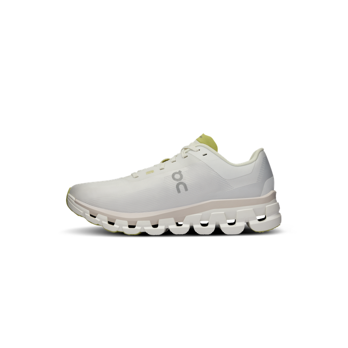 ON Running Women's Cloudflow 4 White | Sand