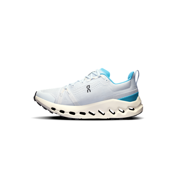 ON Running Women's Cloudsurfer Trail Arctic | Ivory