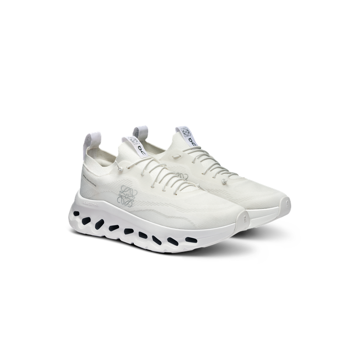 ON Running Women's Cloudtilt LOEWE All White