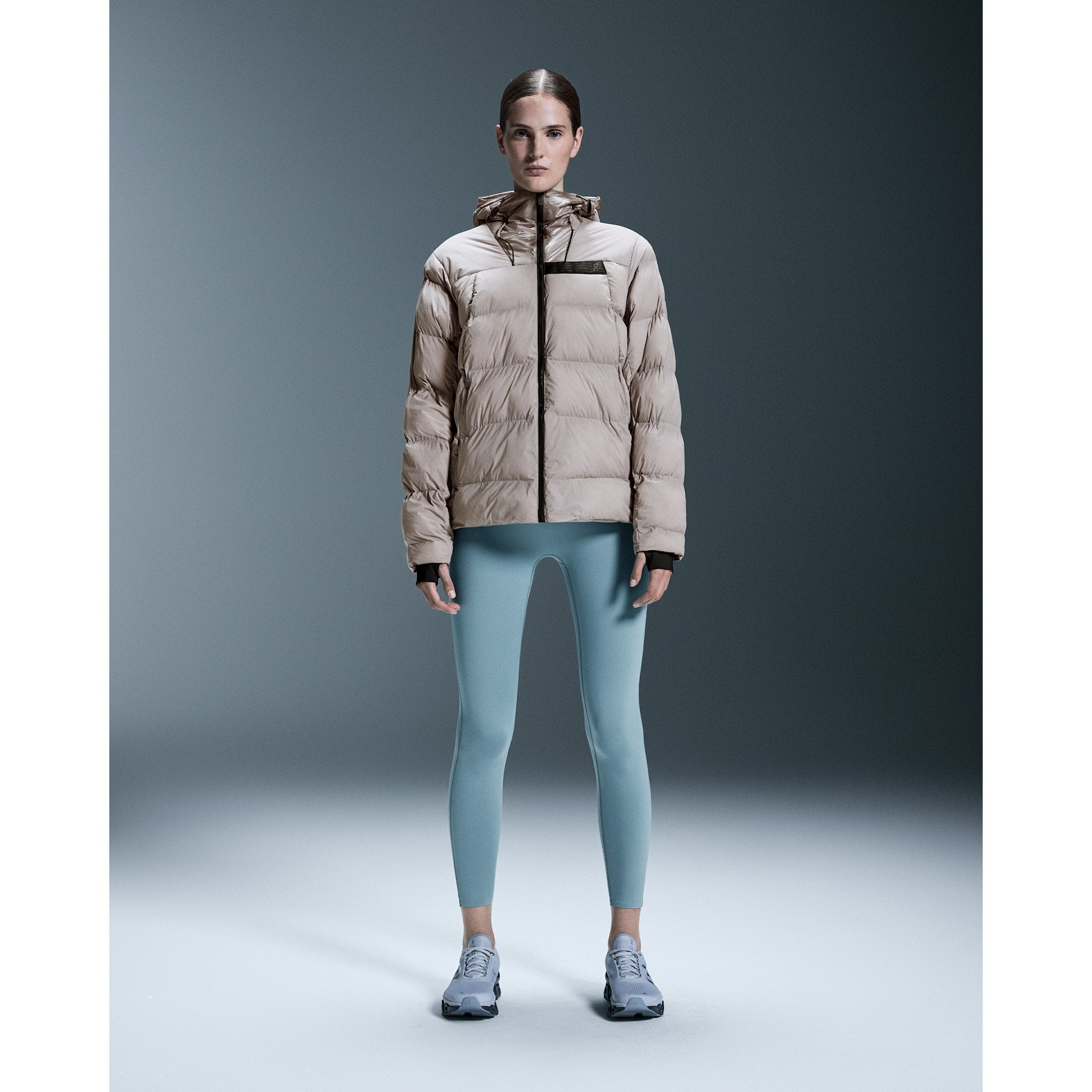 On Challenger Jacket Zinc