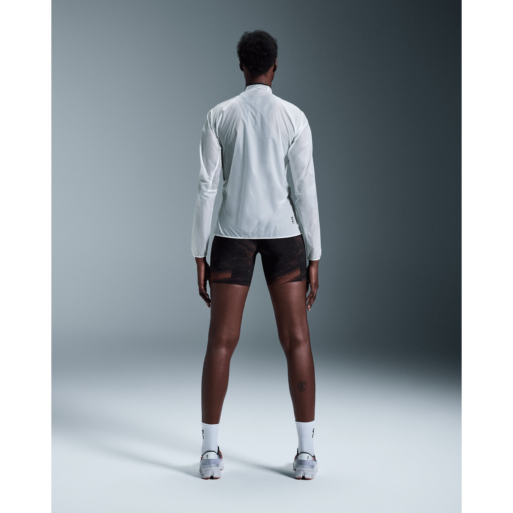 On Zero Jacket White | Flame