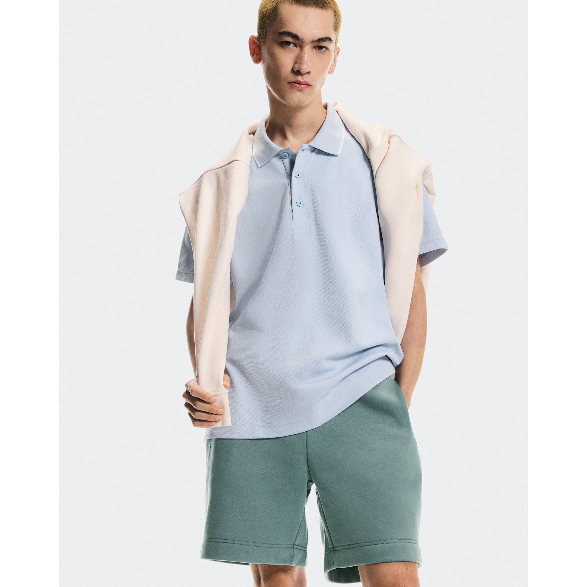 On Club Collective Shorts Tide