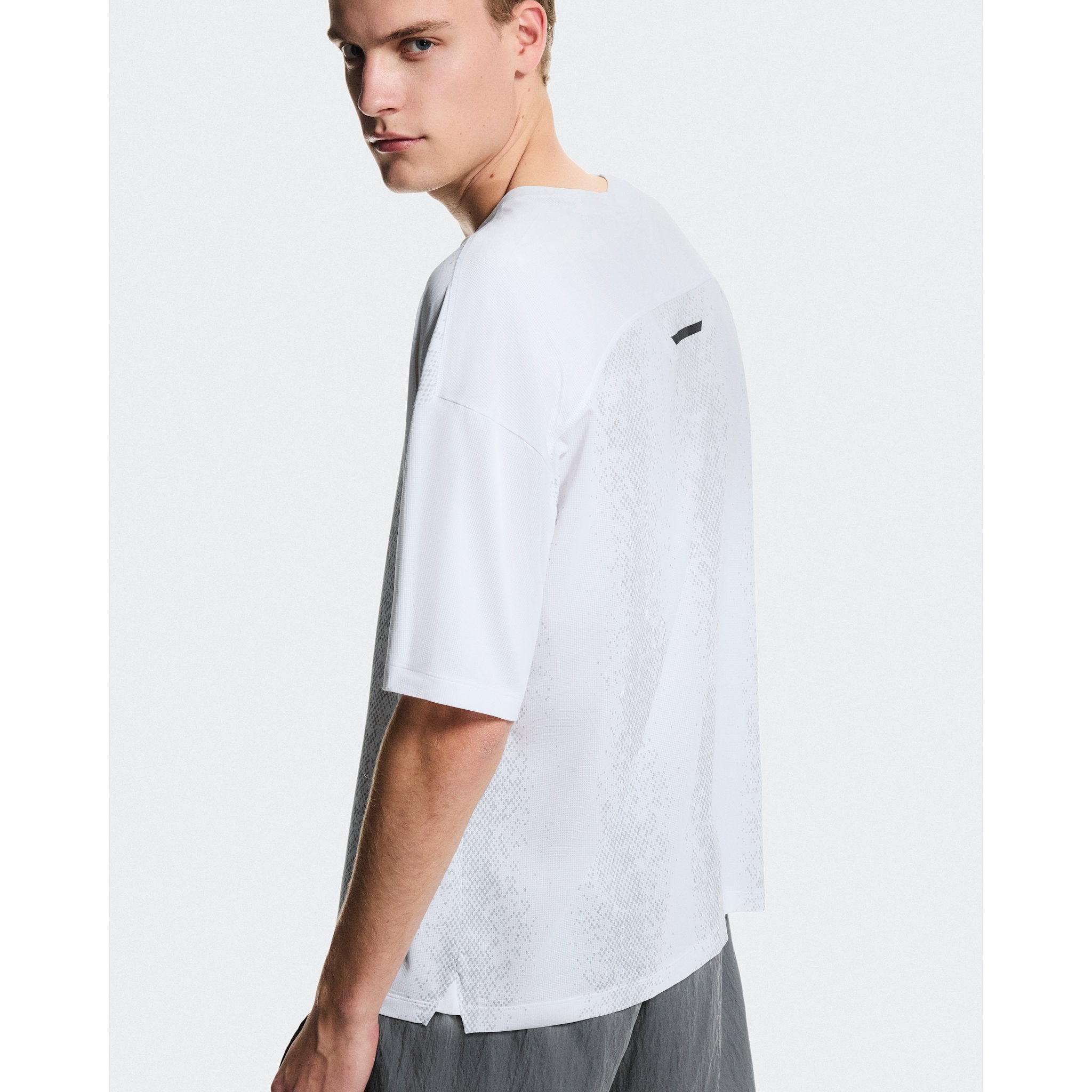 On Performance Volt-T White
