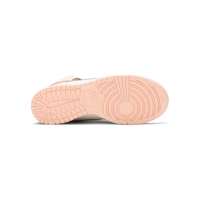 Nike Wmns Dunk High 'Crimson Tint'