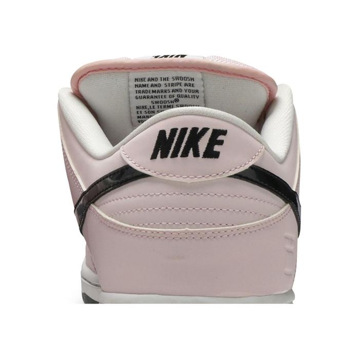 Nike SB Dunk Low 'Pink Box'