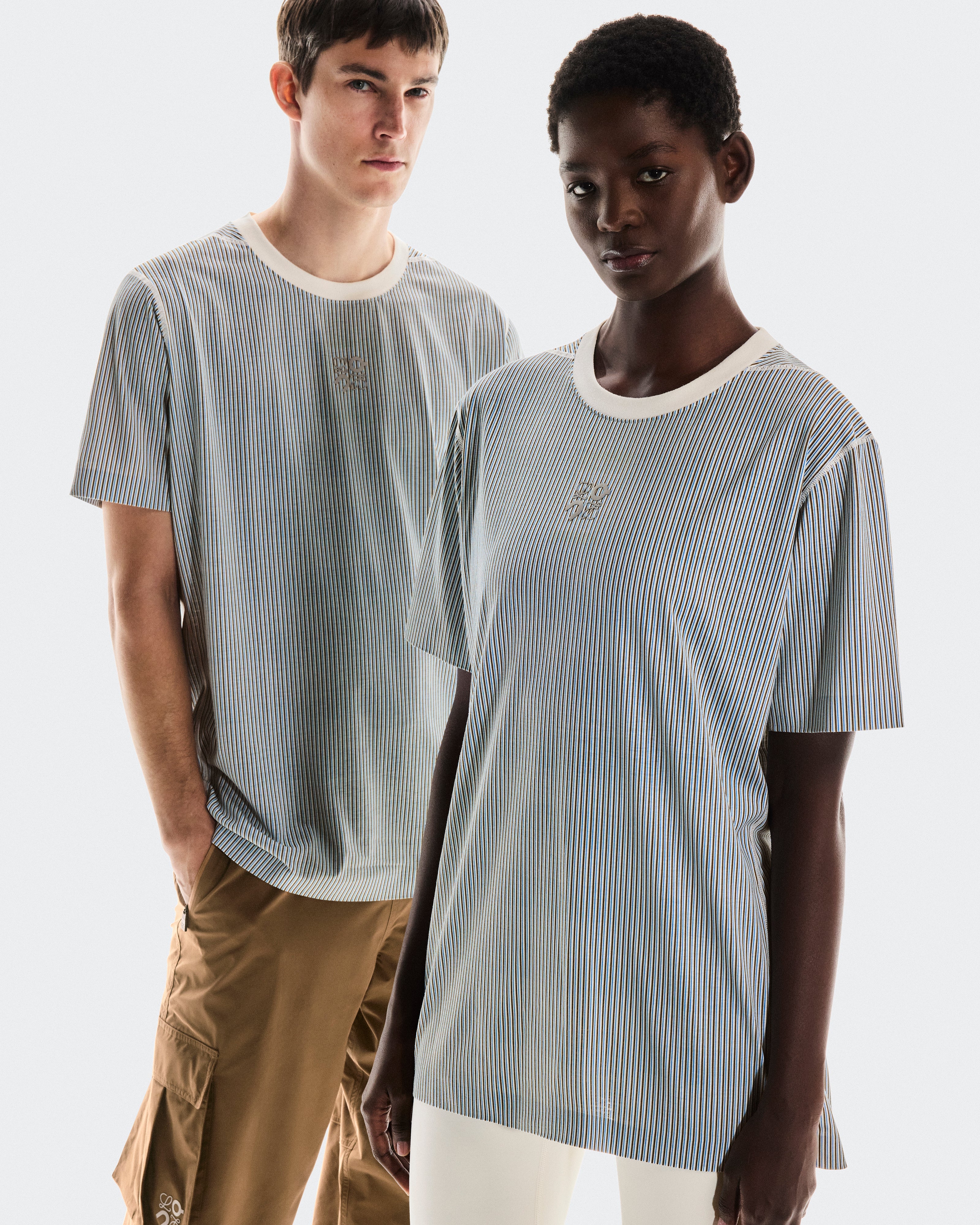 On Active T-Shirt Loewe Beige | Blue