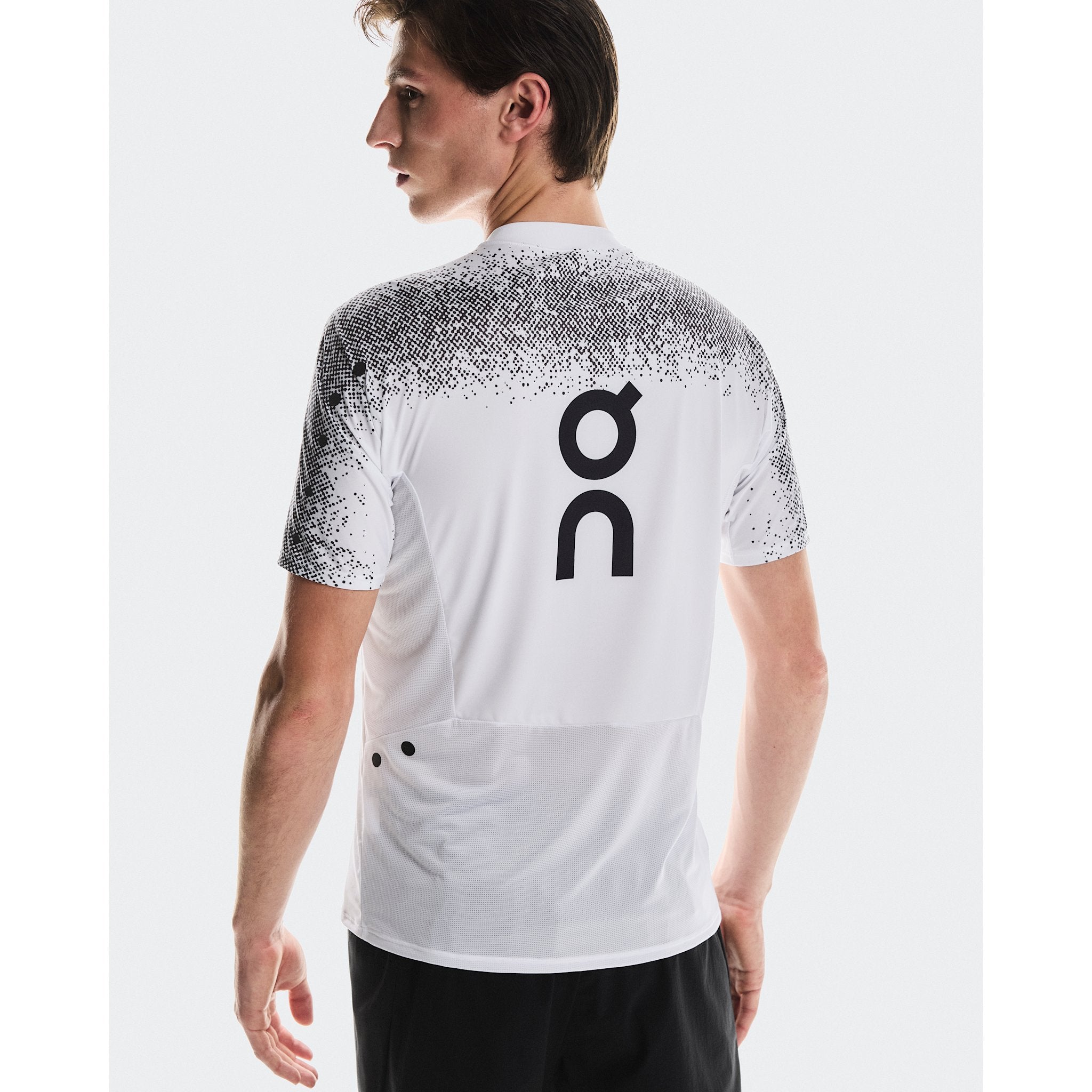 On Ultra-T White | Iron