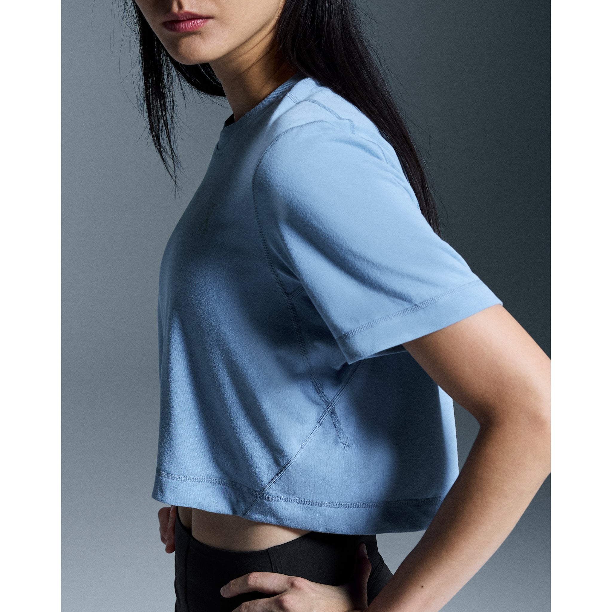 On Train-T Crop Chambray