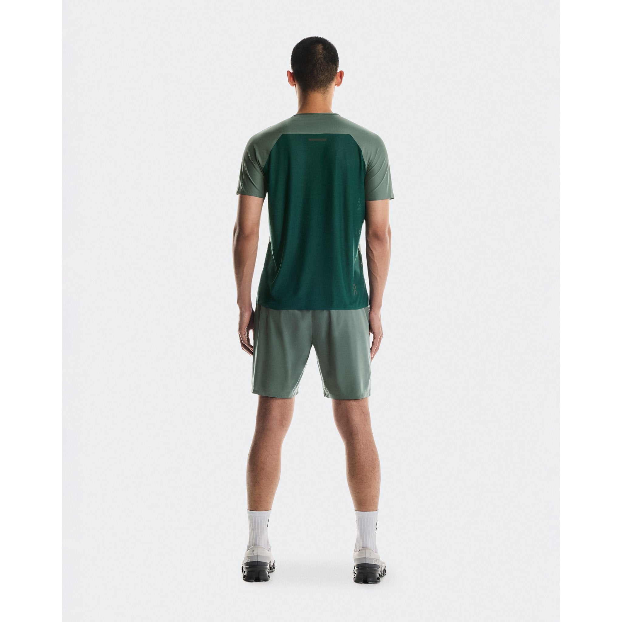 On Performance-T Olive | Spirulina