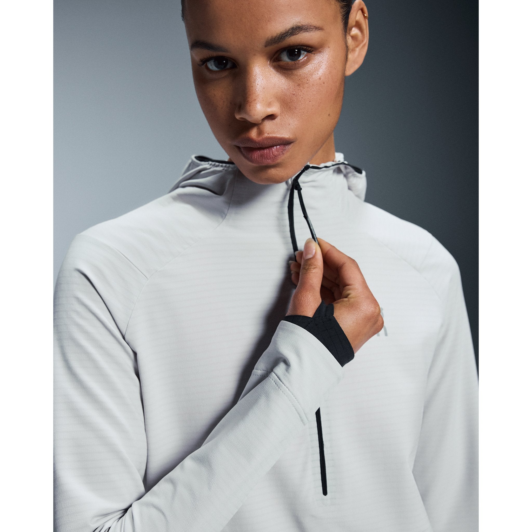 On Pace Hoodie Glacier