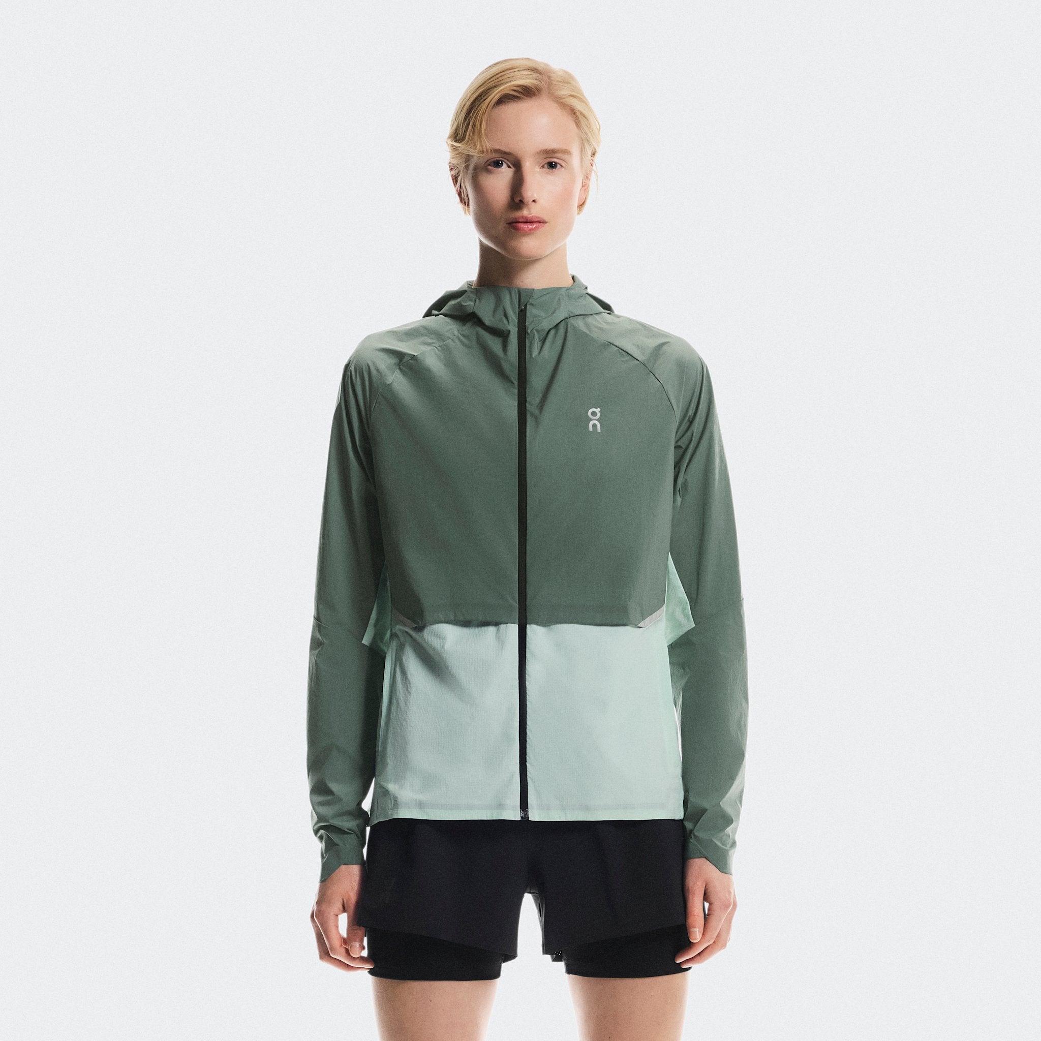 On Core Jacket Olive | Creek