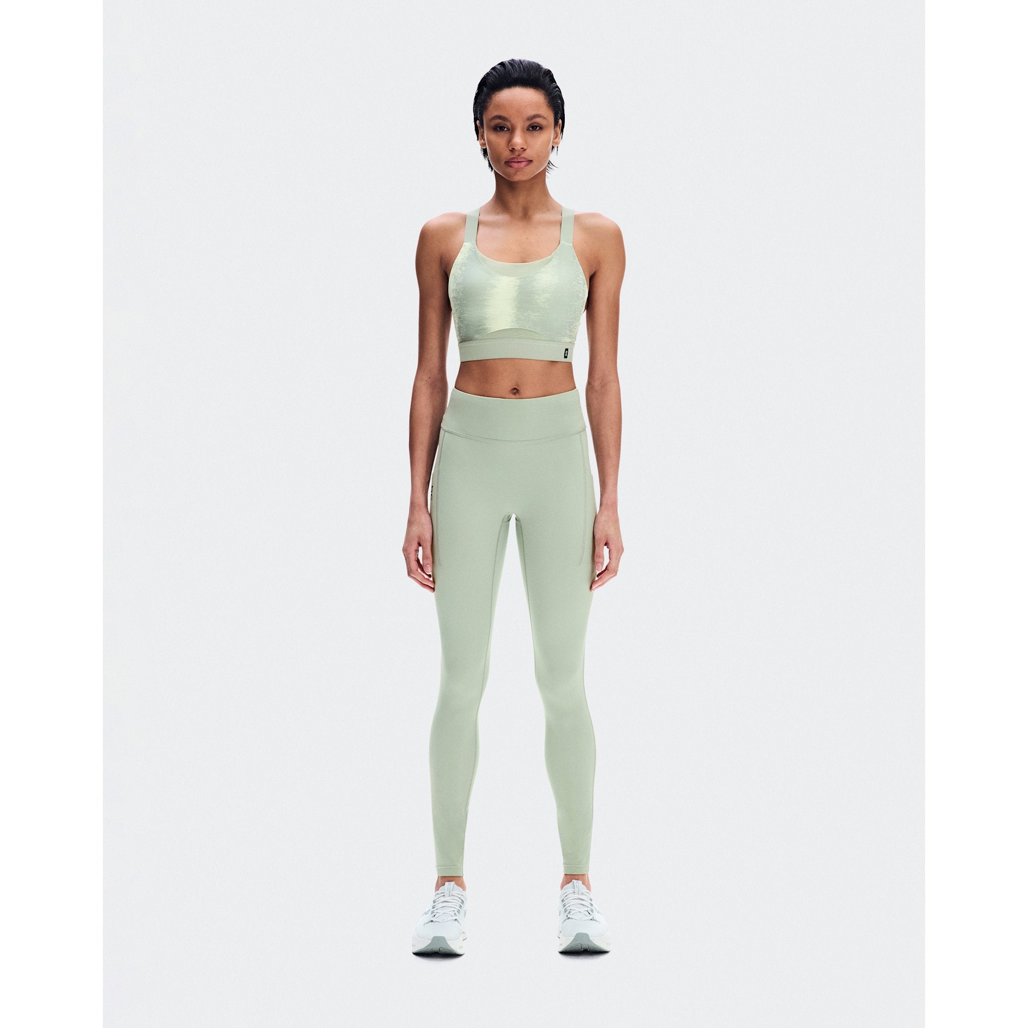 On Performance Bra Terra Seedling | Tin