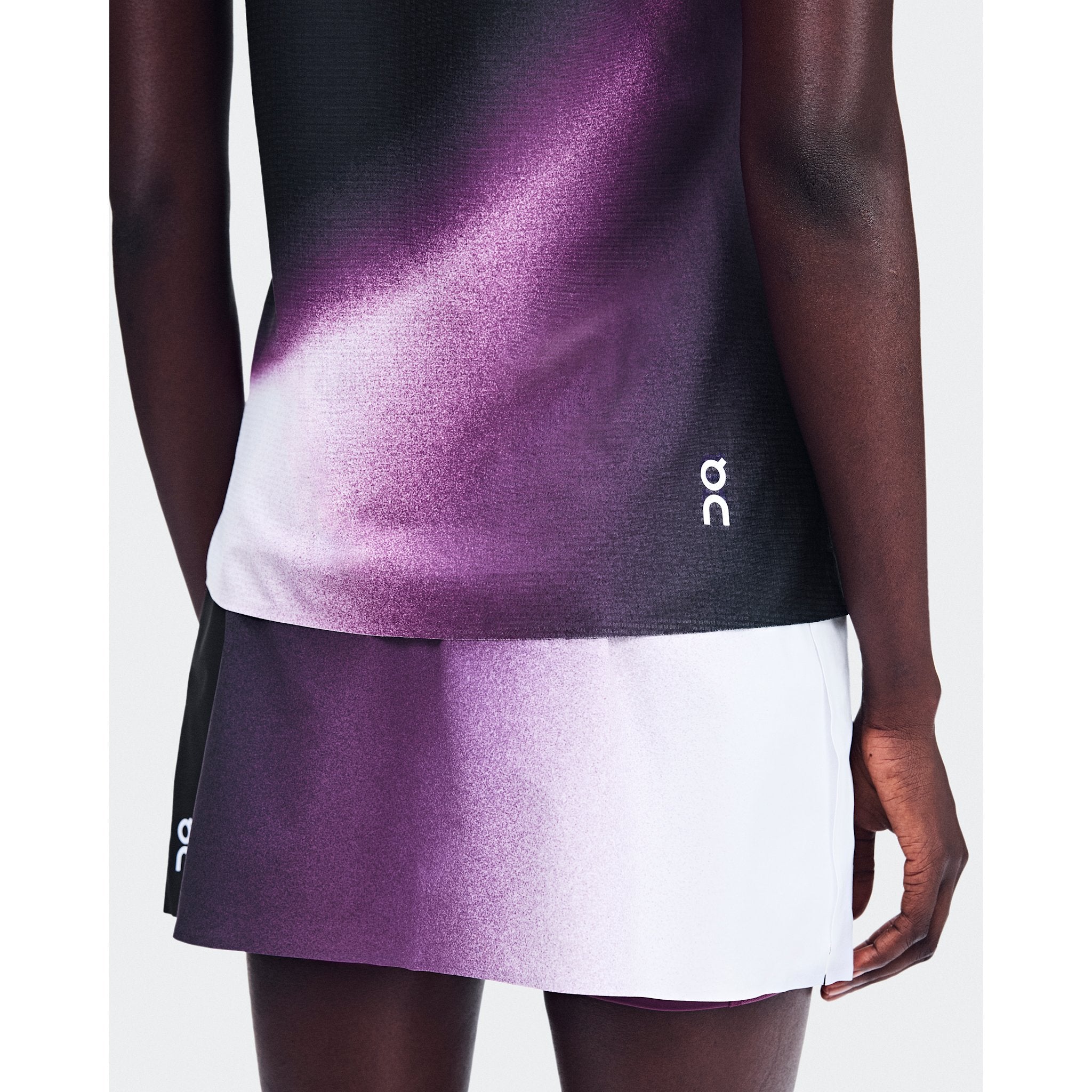 On Court Tank Swing Black | Cassis