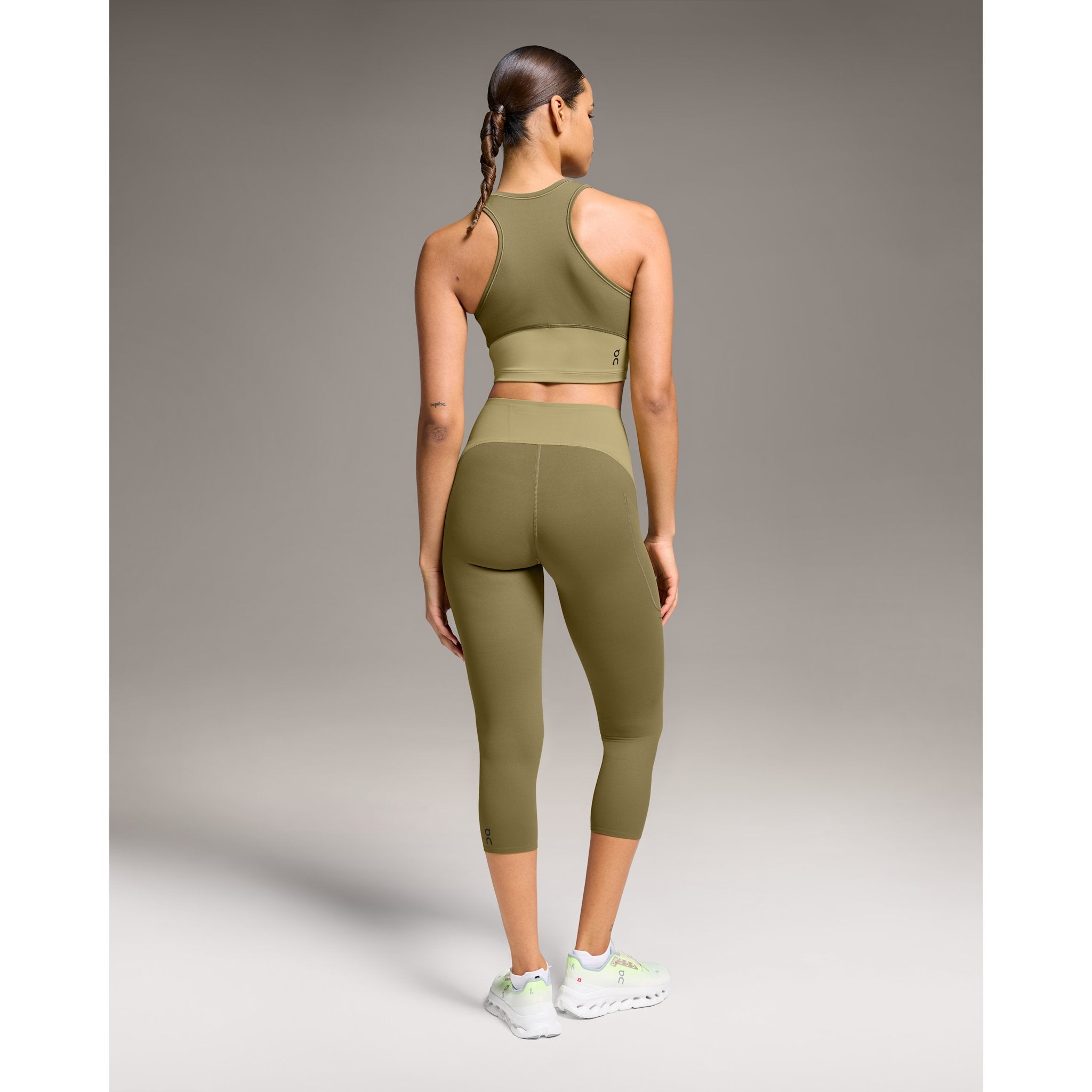 On Movement 3/4 Tights Hunter | Safari
