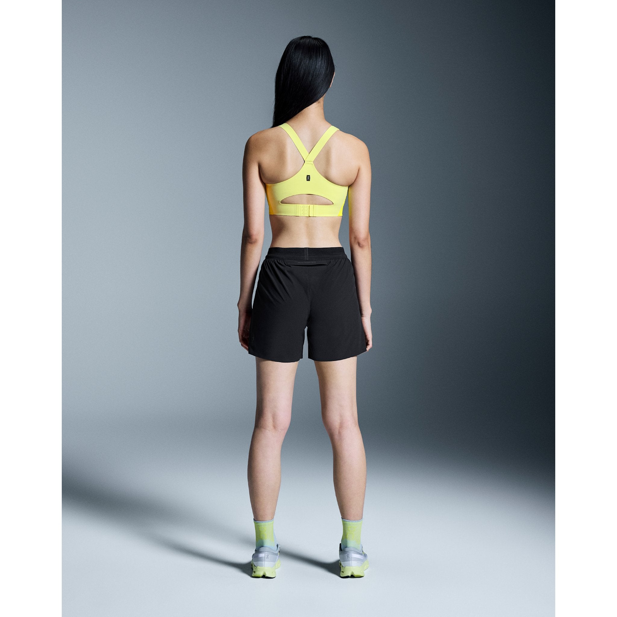 On 5" Performance Shorts Black
