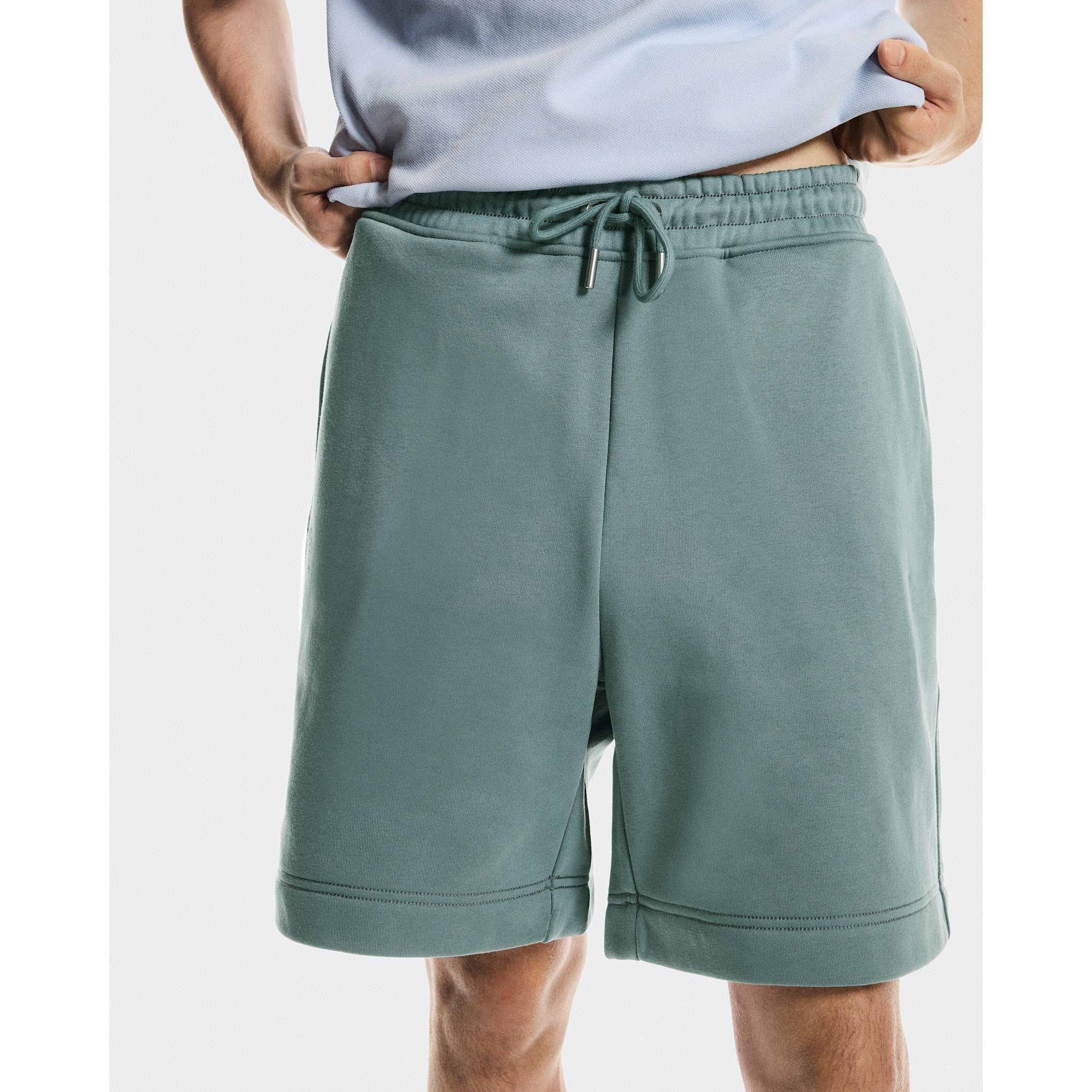 On Club Collective Shorts Tide